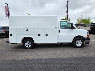 2026 Chevrolet Express Cutaway 3500 1WT