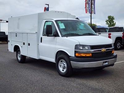 2026 Chevrolet Express Cutaway 3500 1WT