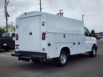 2026 Chevrolet Express Cutaway 3500 1WT