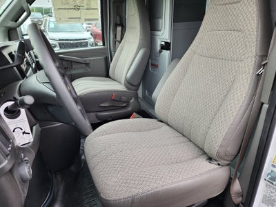 2026 Chevrolet Express Cutaway 3500 1WT