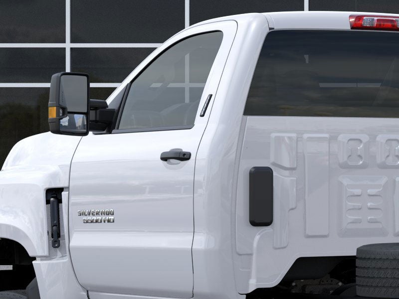2026 Chevrolet Silverado 5500 HD Work Truck