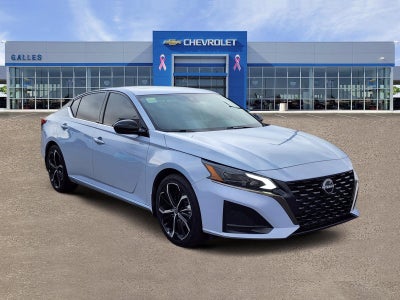 2023 Nissan Altima SR FWD