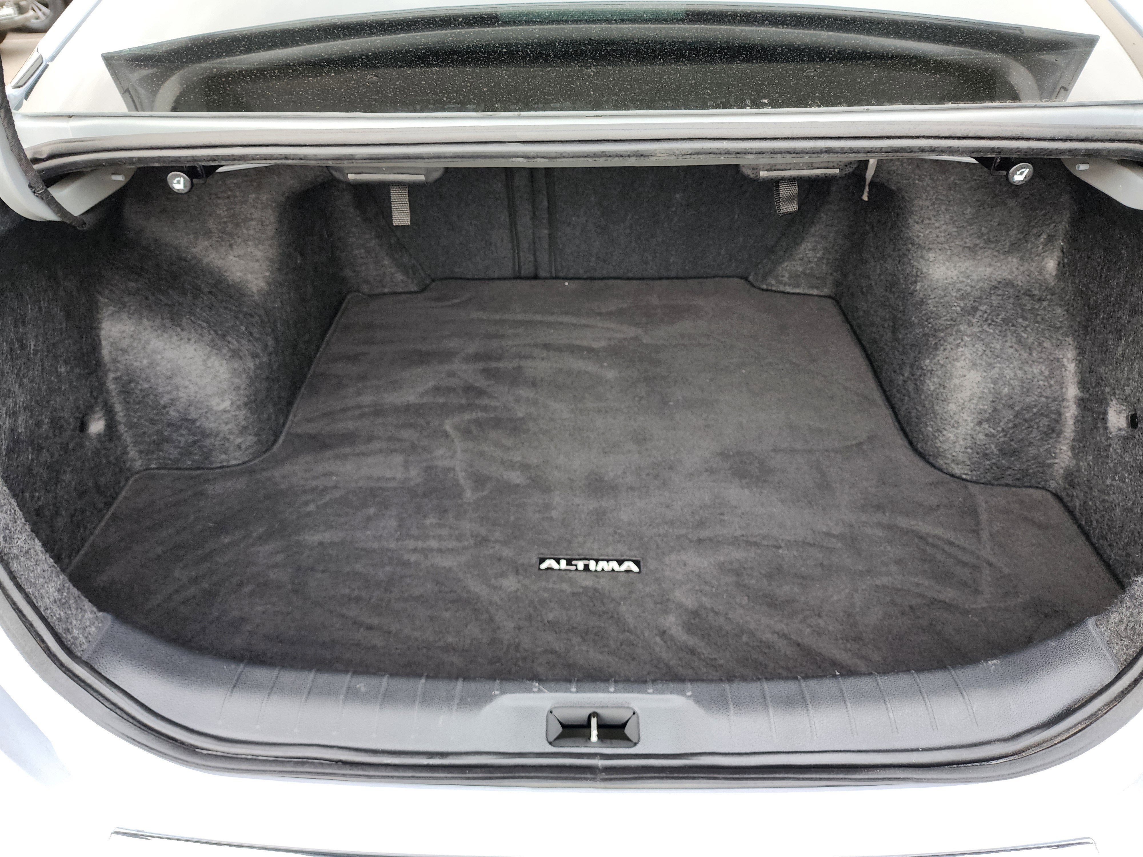 2023 Nissan Altima SR FWD