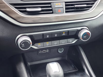 2024 Nissan Altima SV FWD