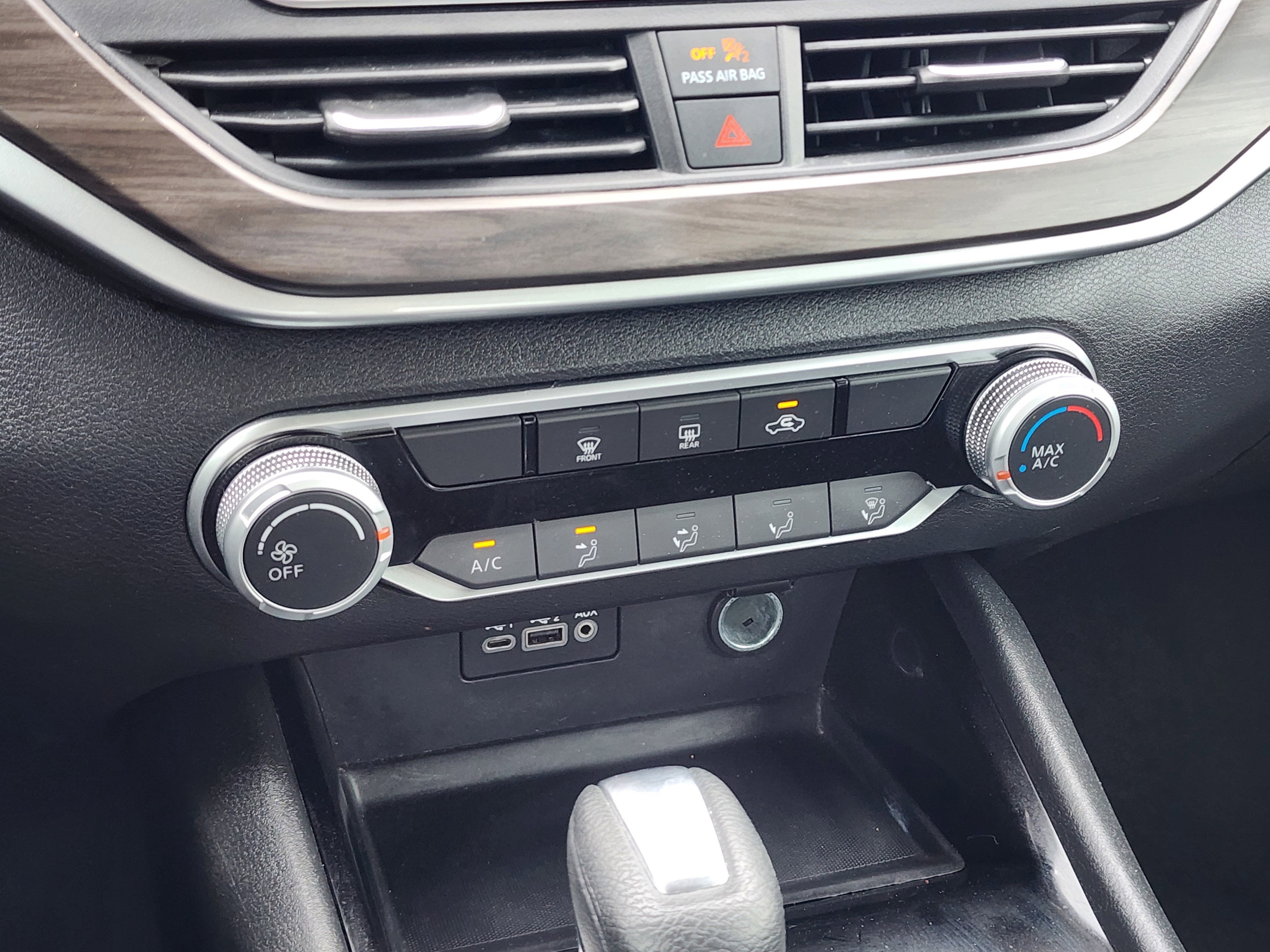 2024 Nissan Altima SV FWD