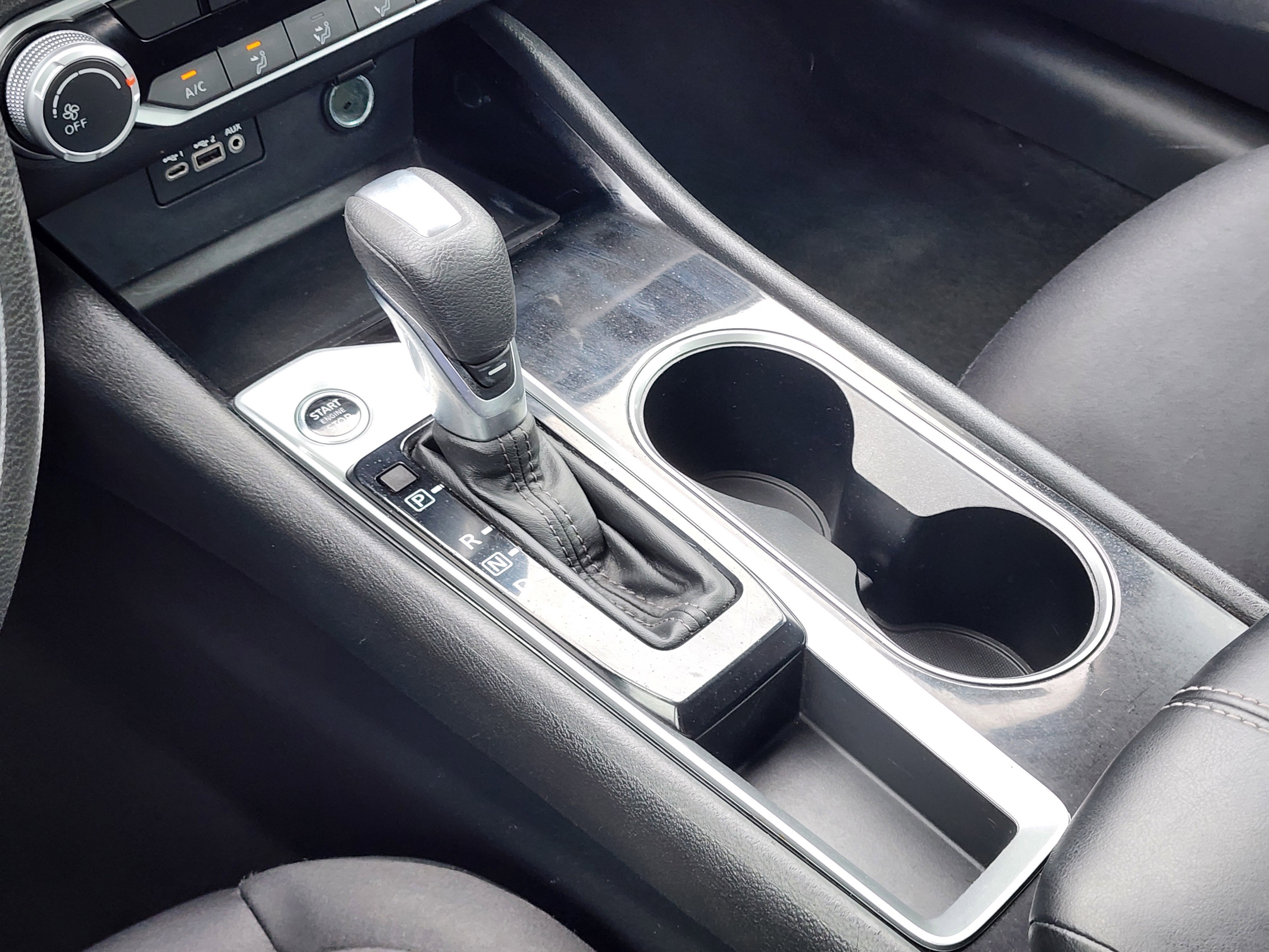 2024 Nissan Altima SV FWD