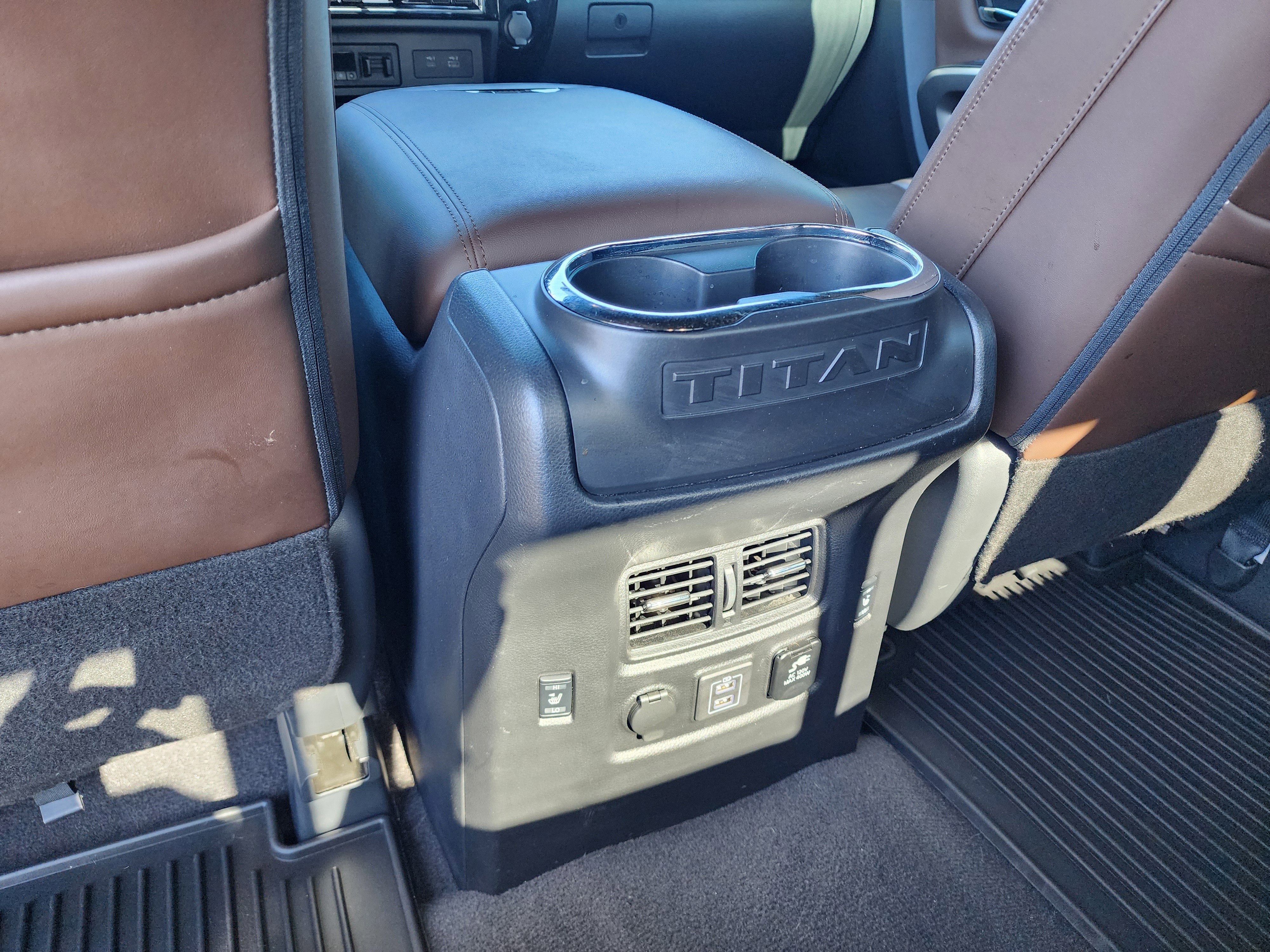 2021 Nissan TITAN Crew Cab Platinum Reserve 4x4