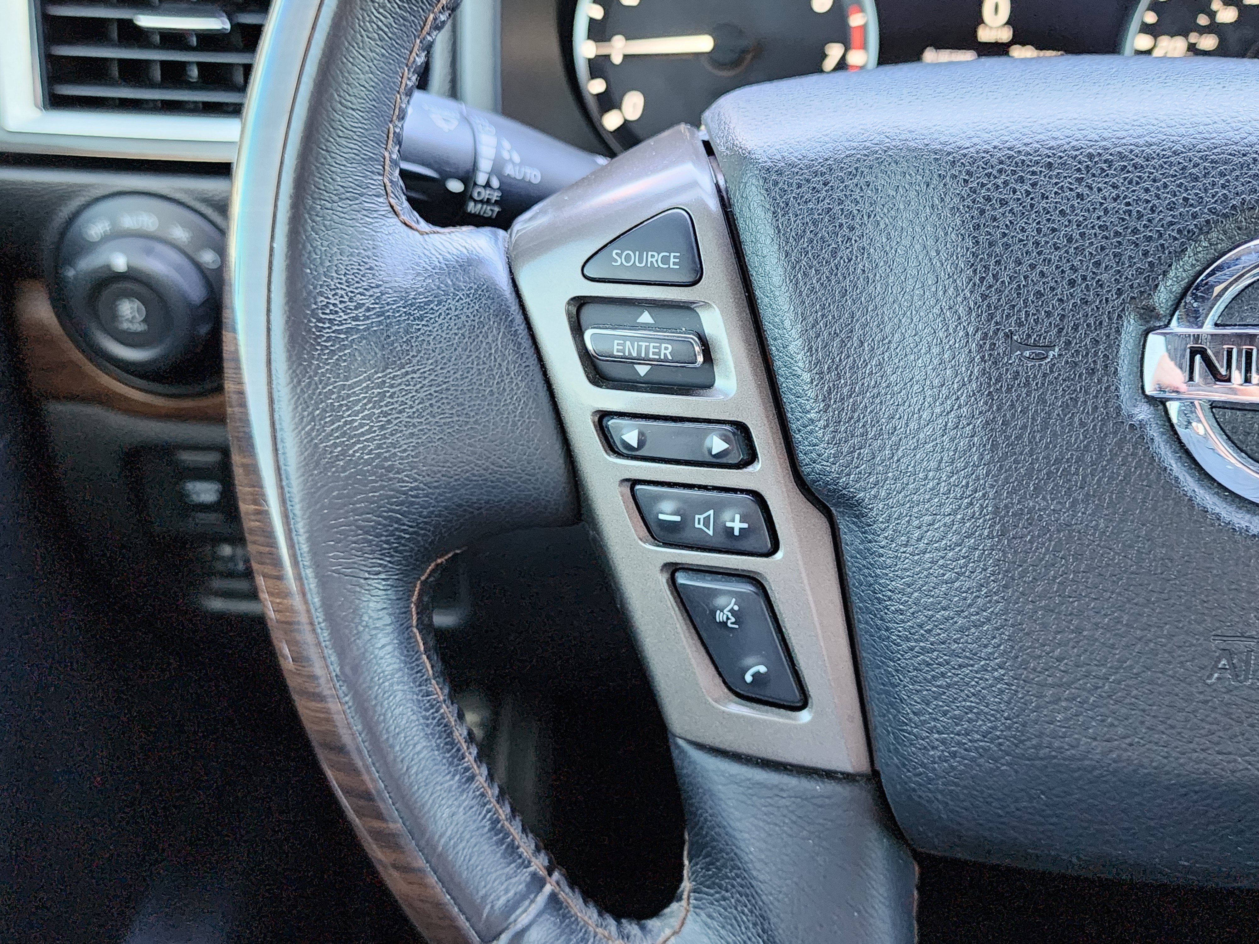 2021 Nissan TITAN Crew Cab Platinum Reserve 4x4