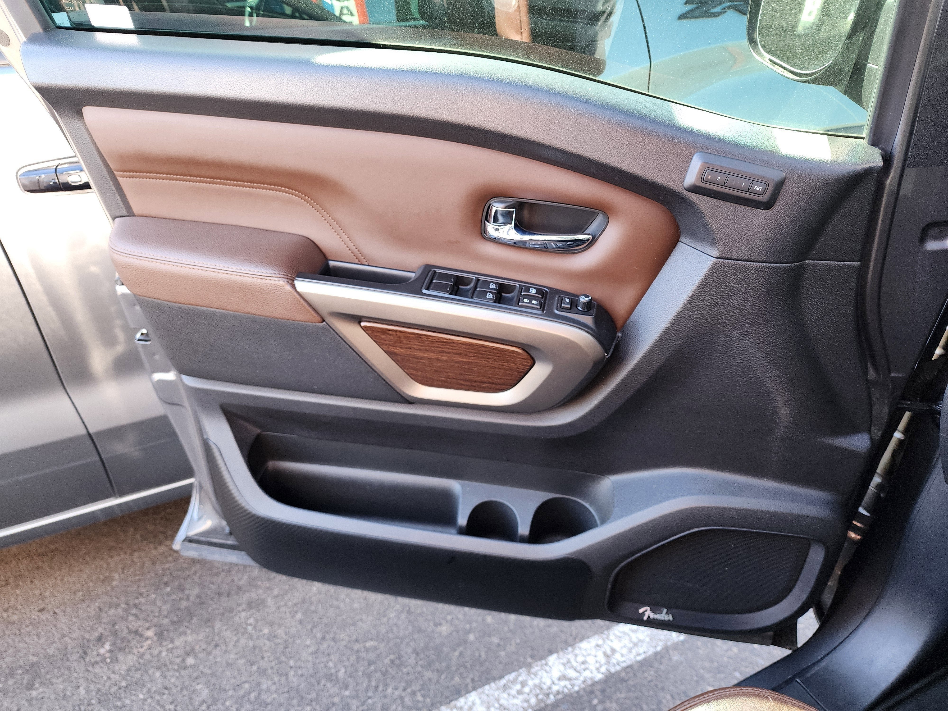 2021 Nissan TITAN Crew Cab Platinum Reserve 4x4