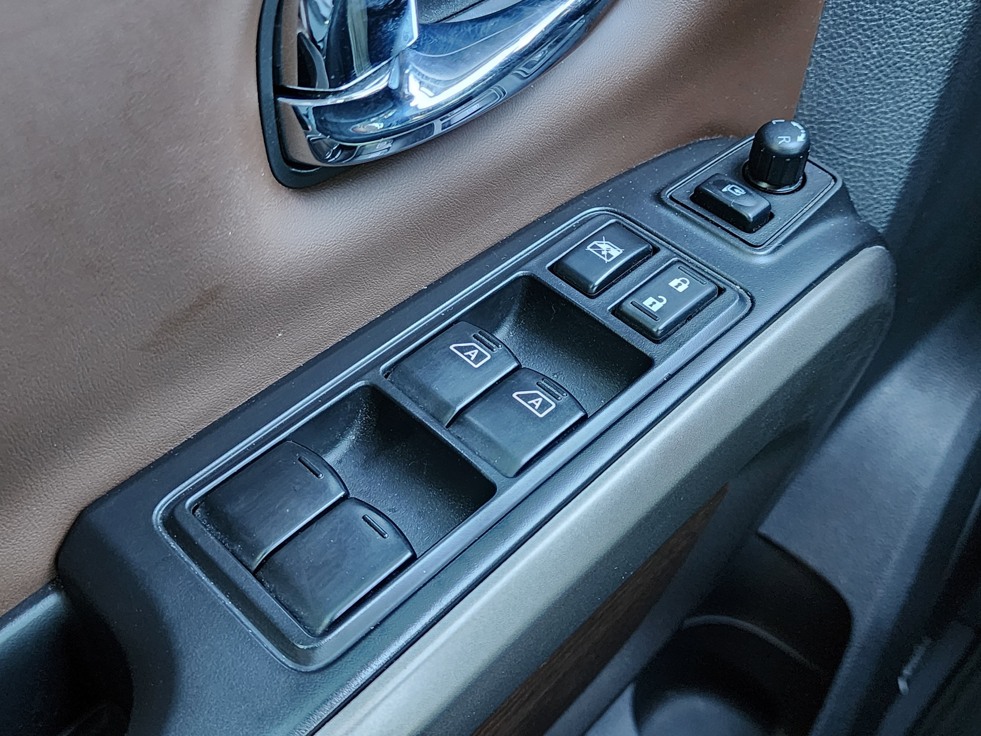 2021 Nissan TITAN Crew Cab Platinum Reserve 4x4