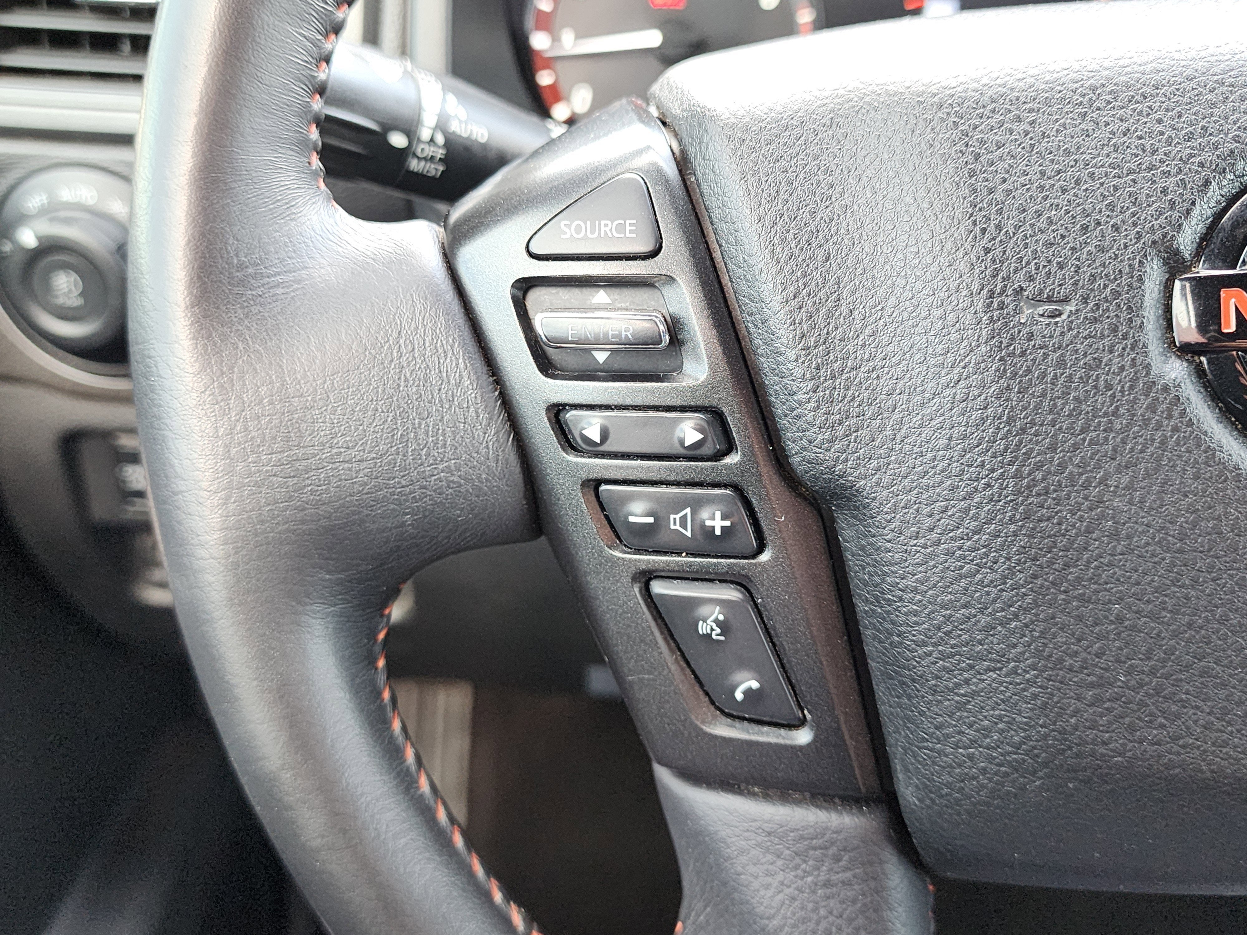 2021 Nissan TITAN Crew Cab PRO-4X 4x4