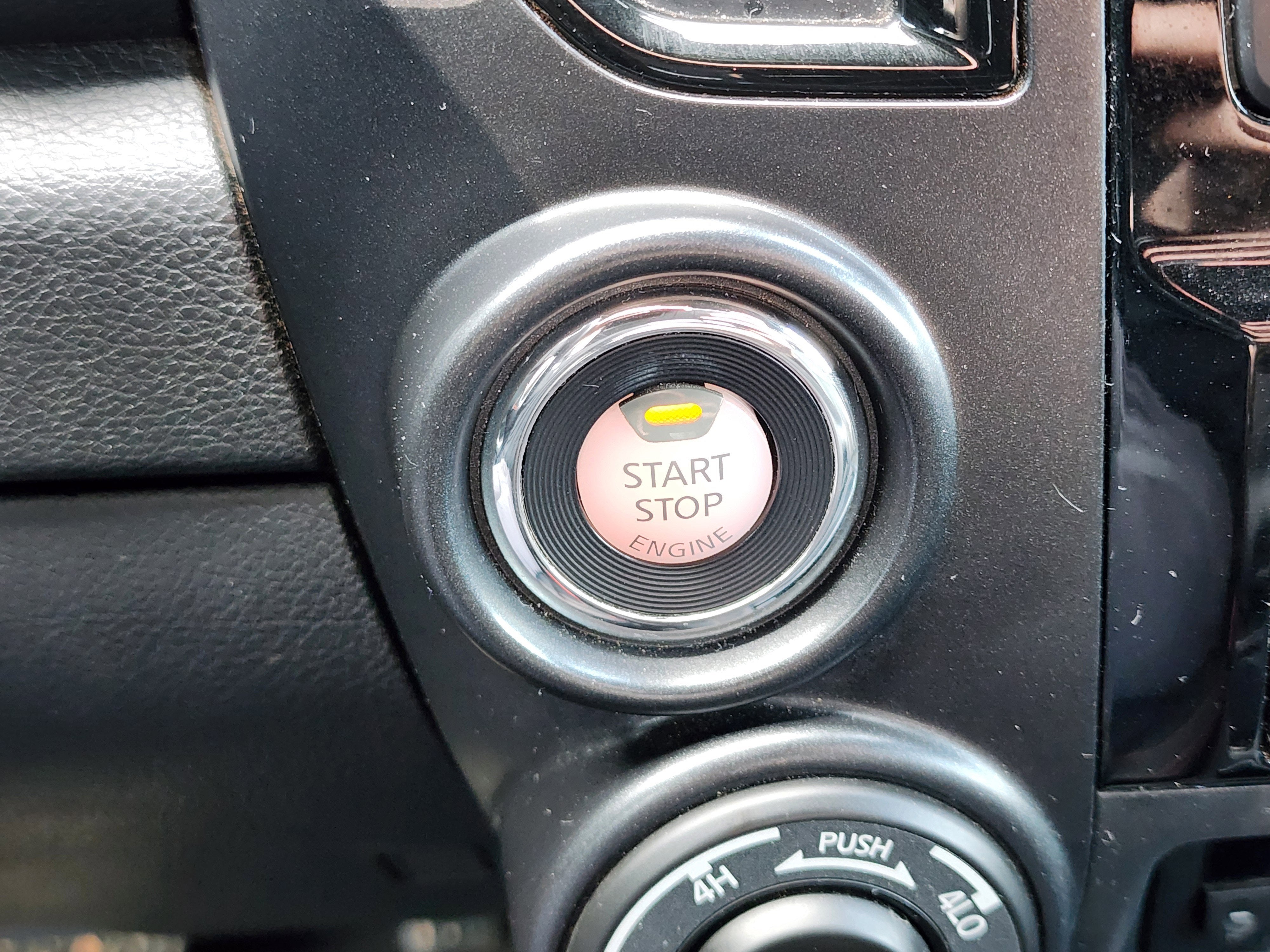 2021 Nissan TITAN Crew Cab PRO-4X 4x4