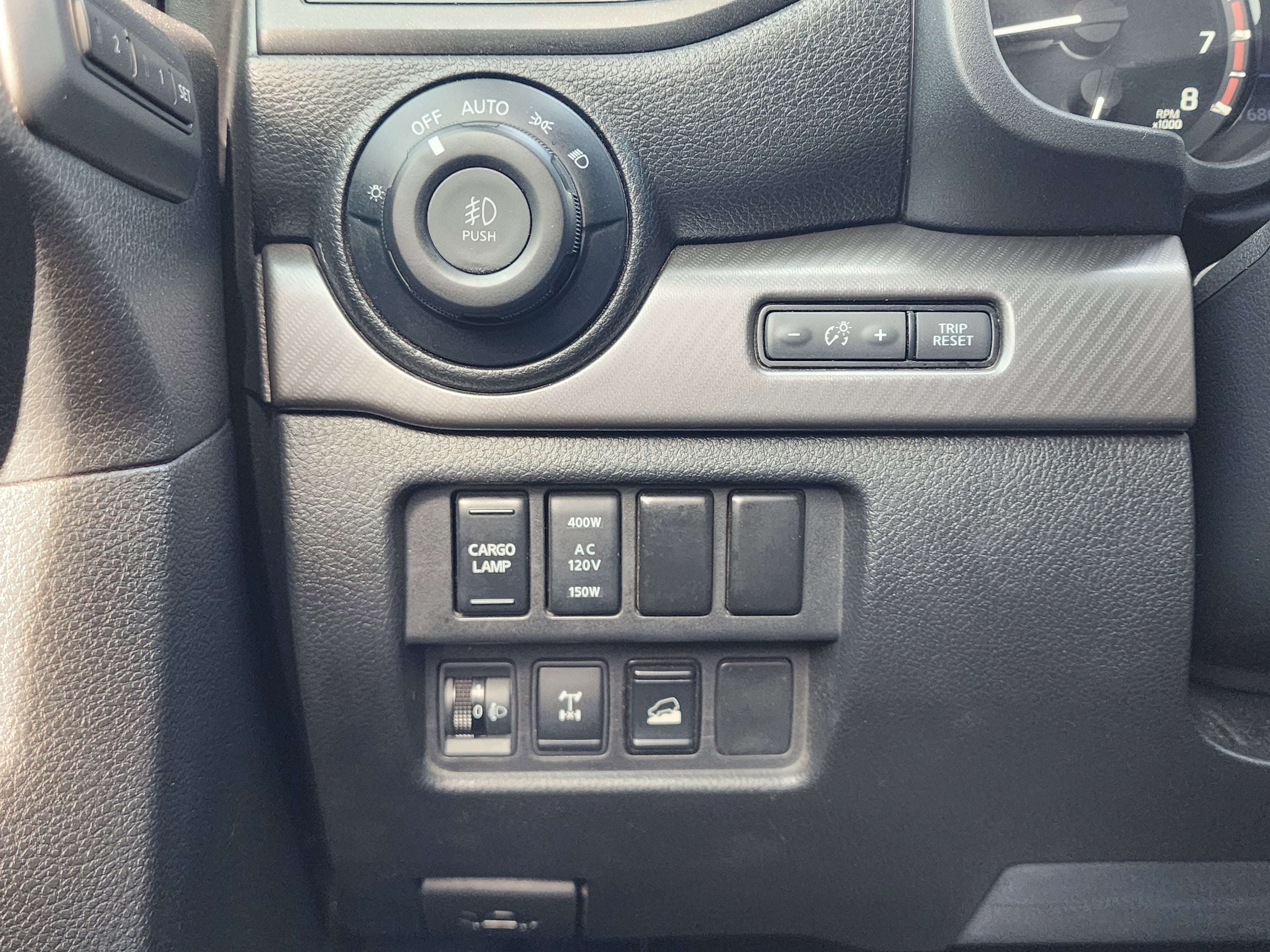 2021 Nissan TITAN Crew Cab PRO-4X 4x4