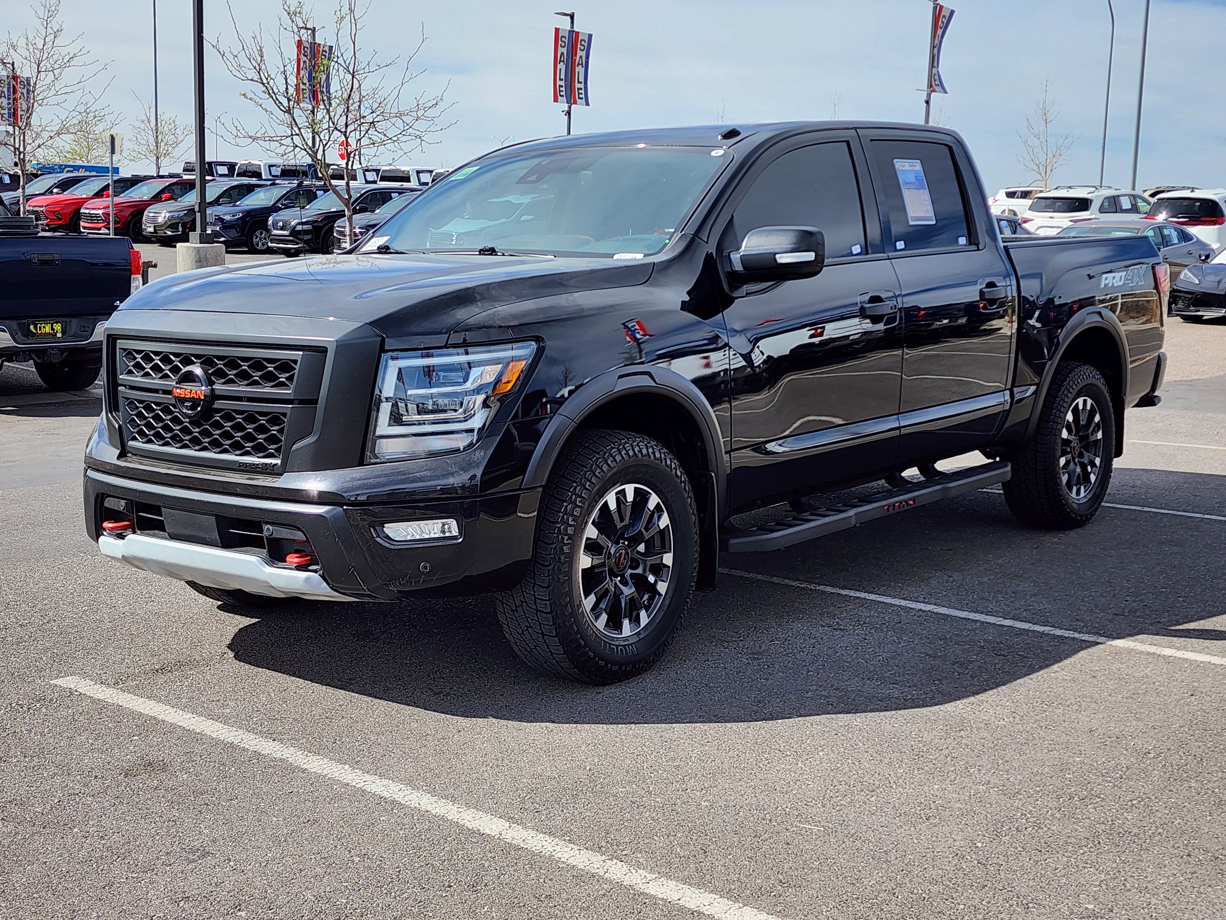 2021 Nissan TITAN Crew Cab PRO-4X 4x4