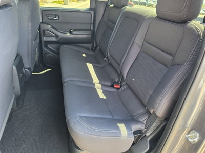 2023 Nissan Frontier Crew Cab SV 4x4