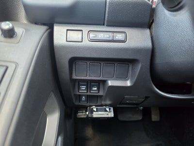 2023 Nissan Frontier Crew Cab SV 4x4