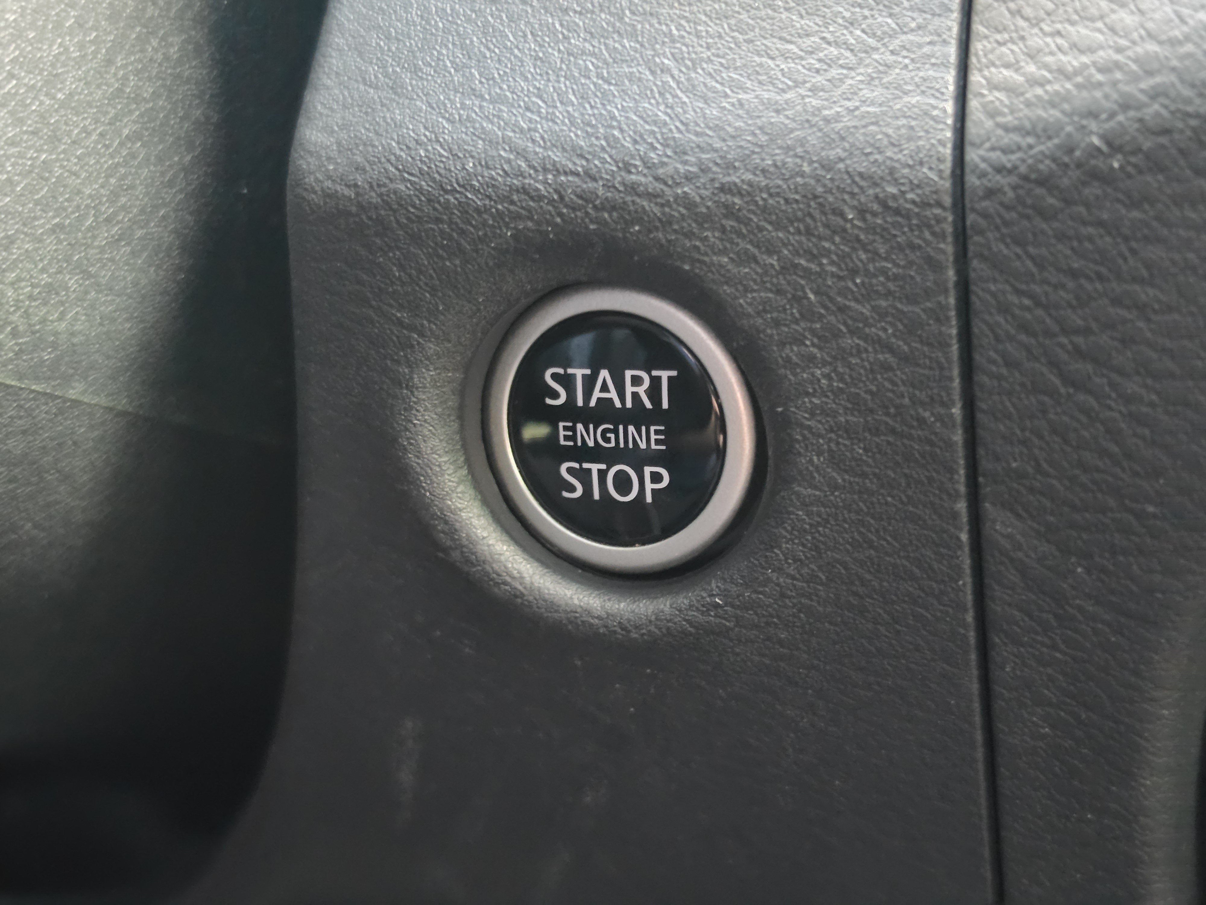 2023 Nissan Frontier Crew Cab PRO-4X 4x4