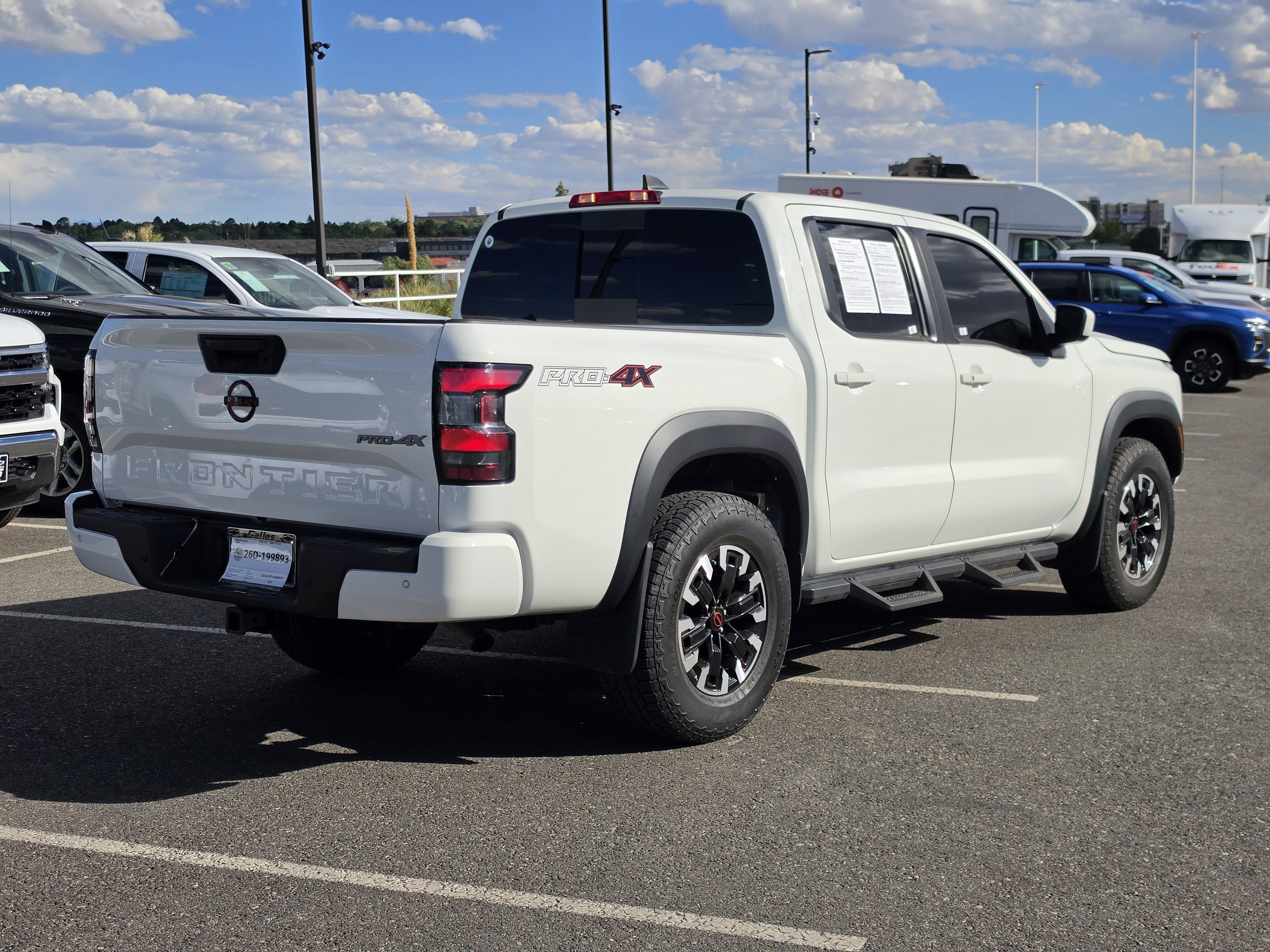 2023 Nissan Frontier Crew Cab PRO-4X 4x4