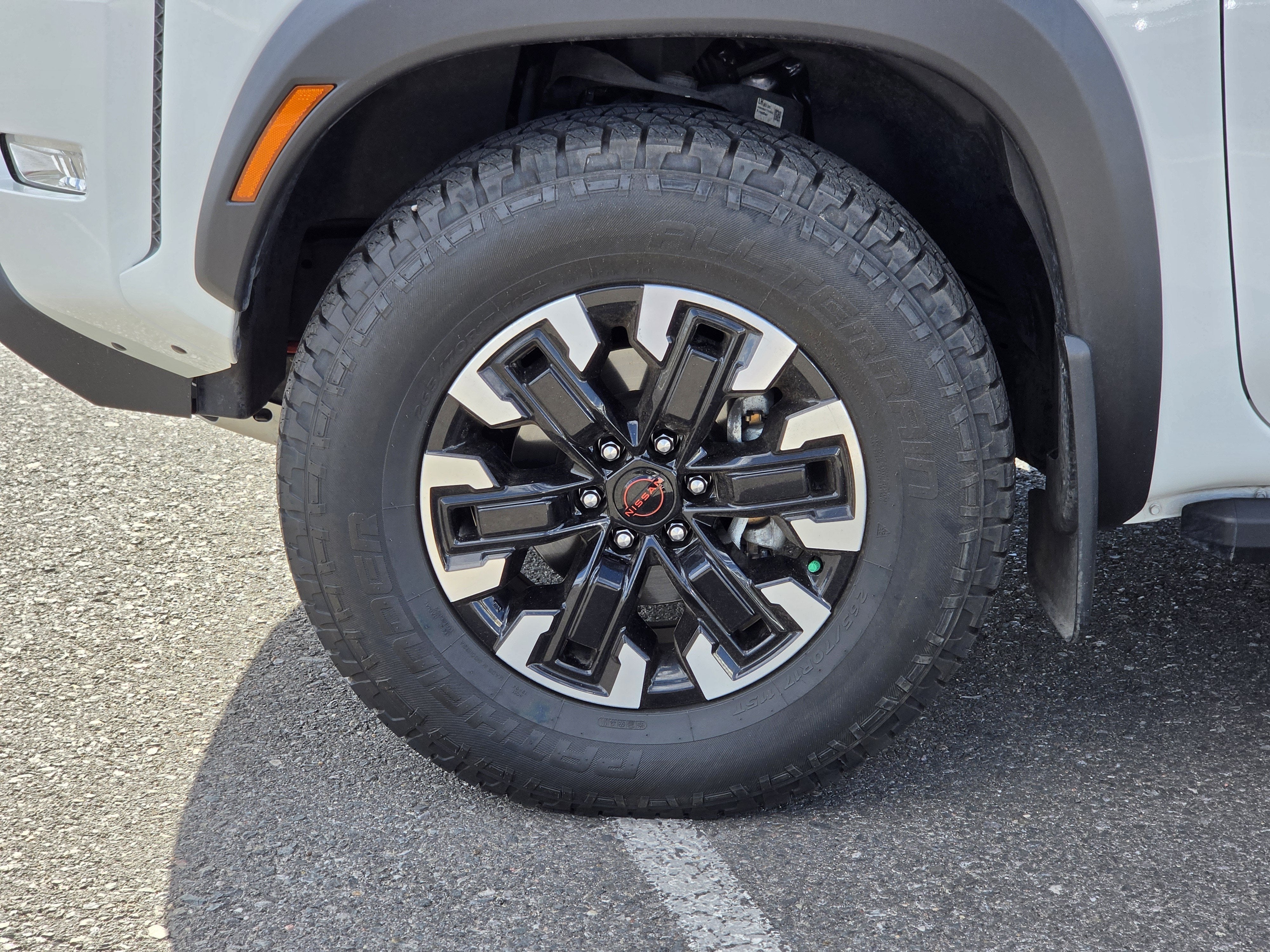 2023 Nissan Frontier Crew Cab PRO-4X 4x4