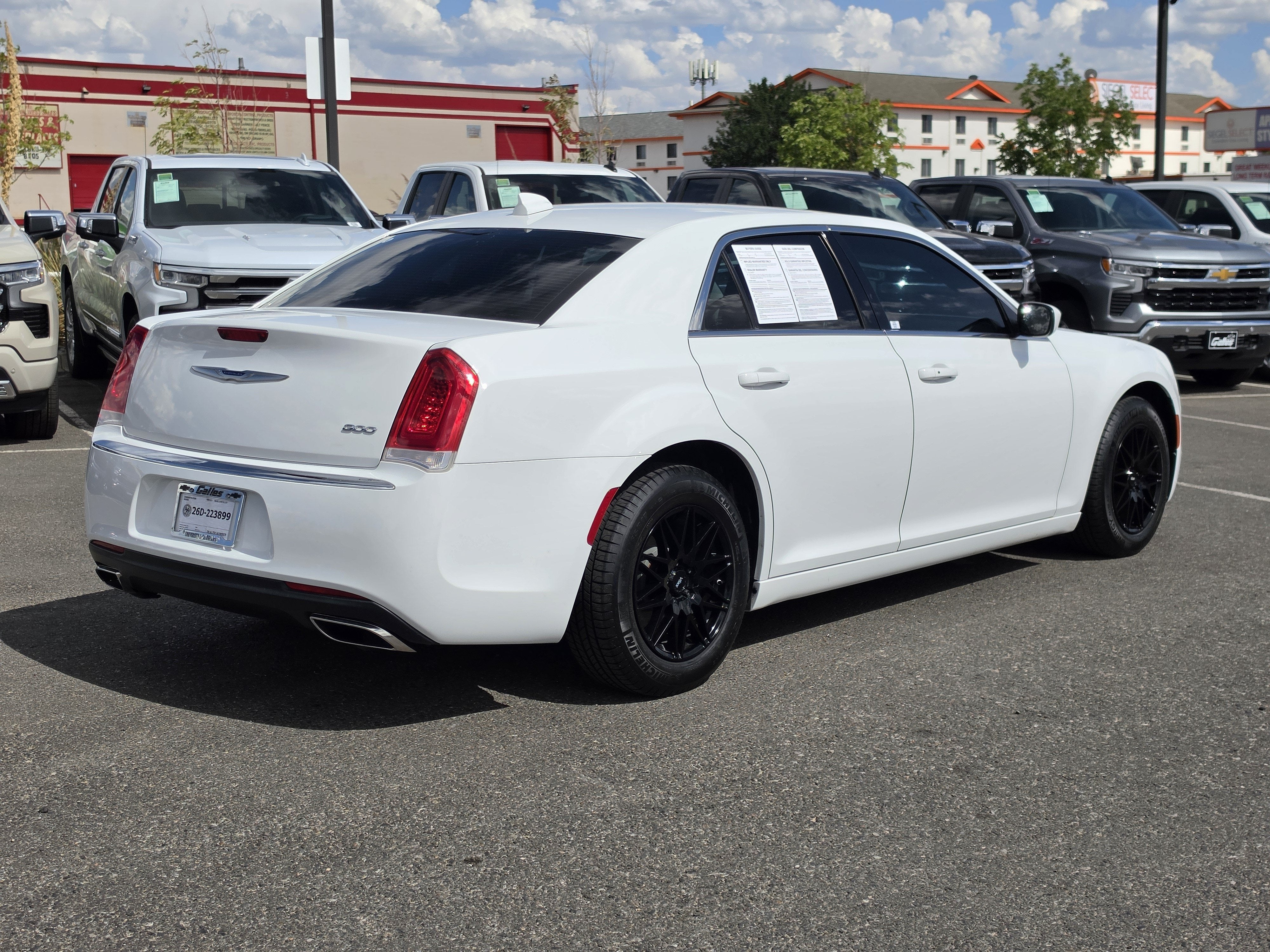 2023 Chrysler 300 Touring