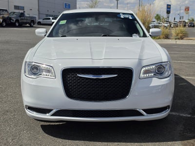 2023 Chrysler 300 Touring
