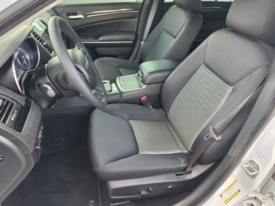 2023 Chrysler 300 Touring