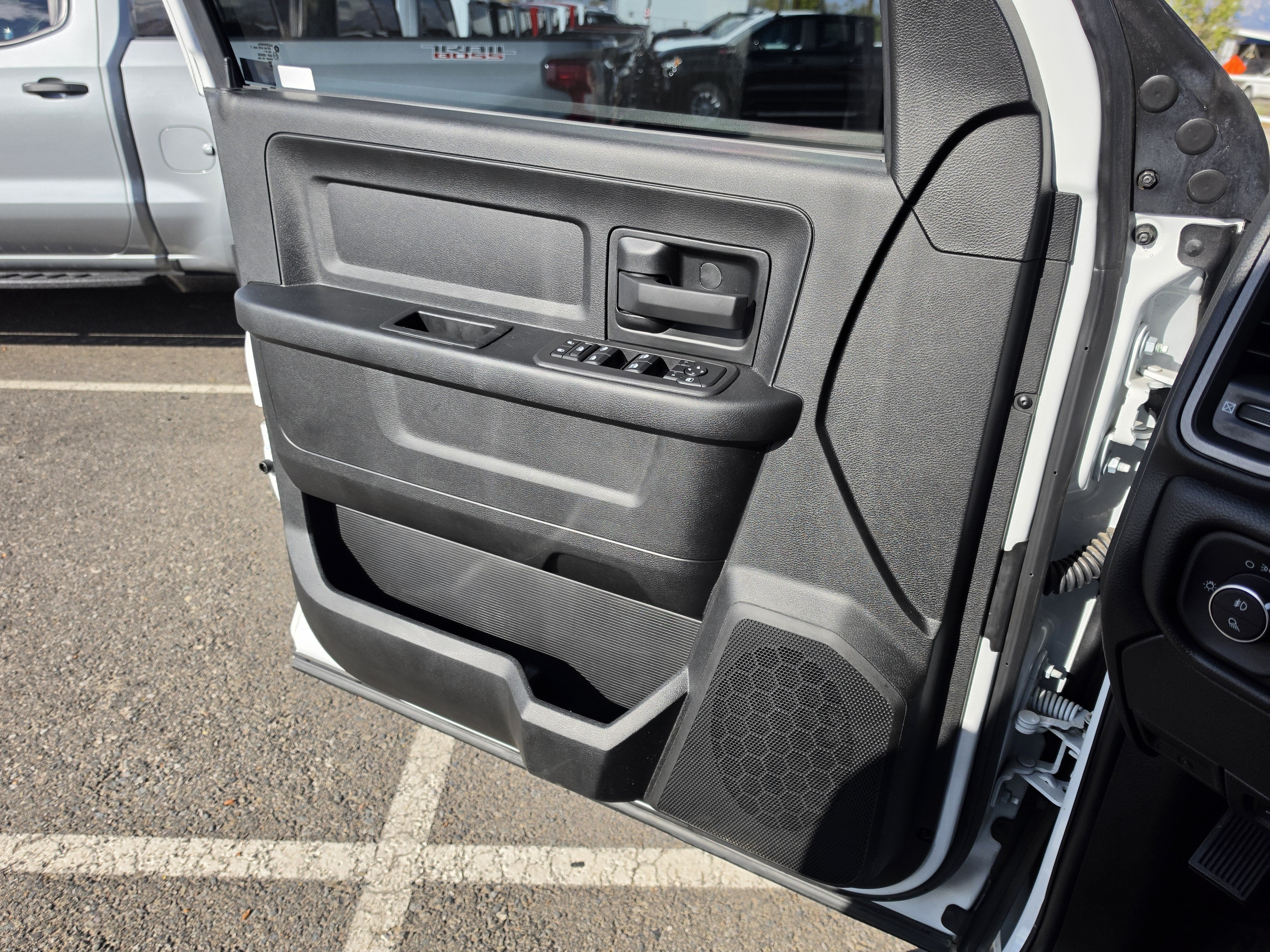 2026 RAM 3500 Tradesman Crew Cab 4x4 8' Box