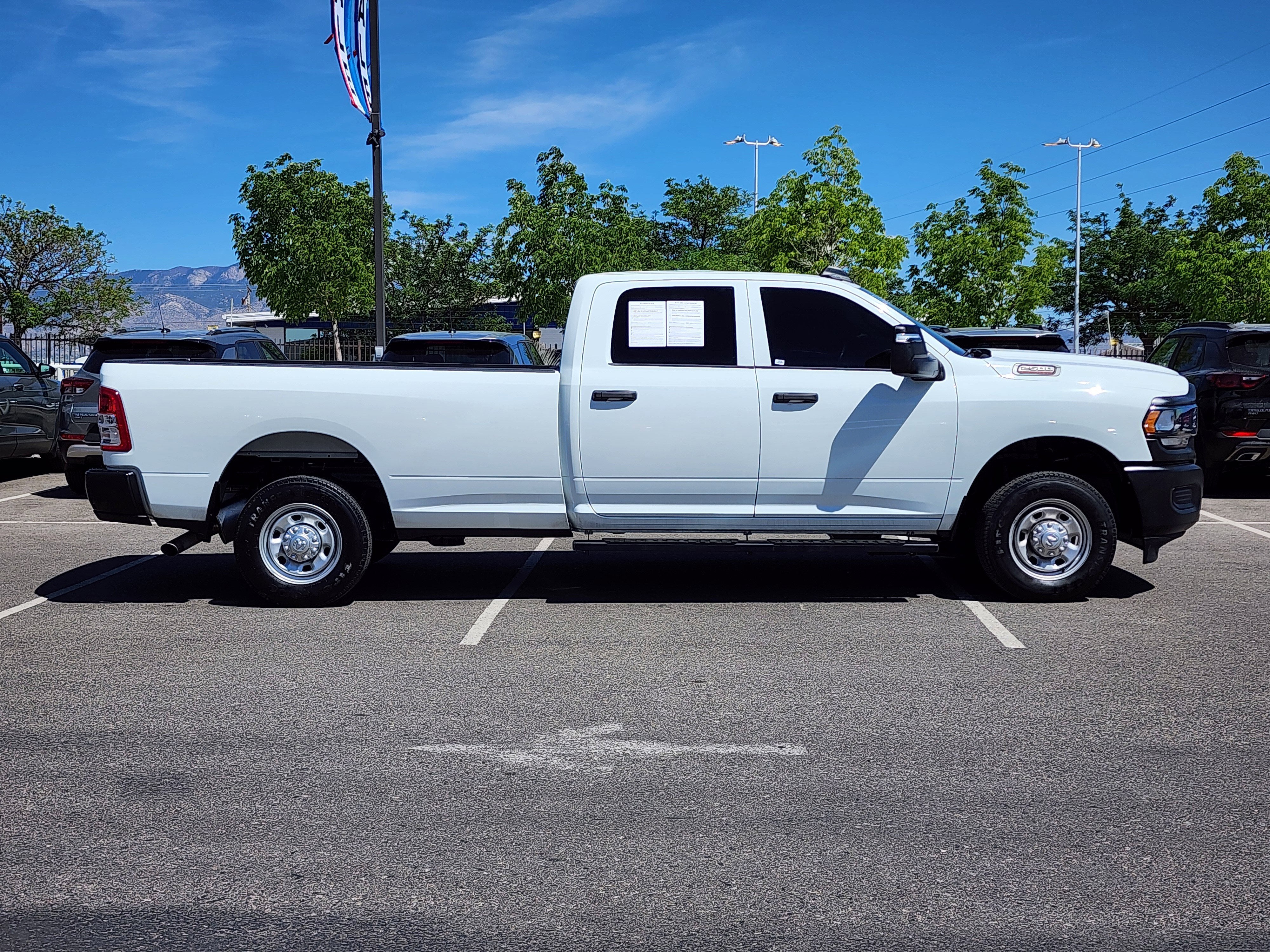 2024 RAM 2500 Tradesman Crew Cab 4x2 8' Box