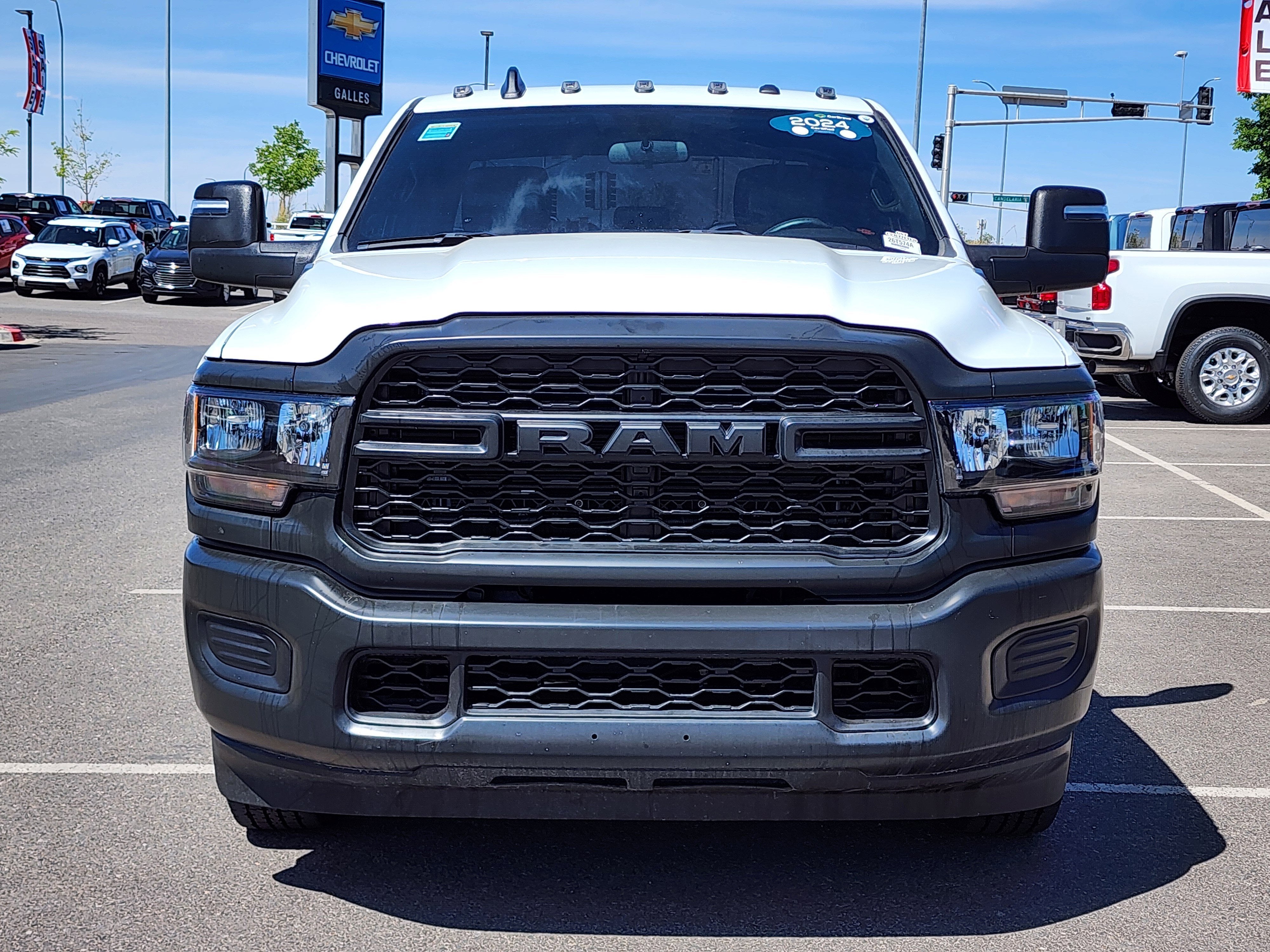 2024 RAM 2500 Tradesman Crew Cab 4x2 8' Box