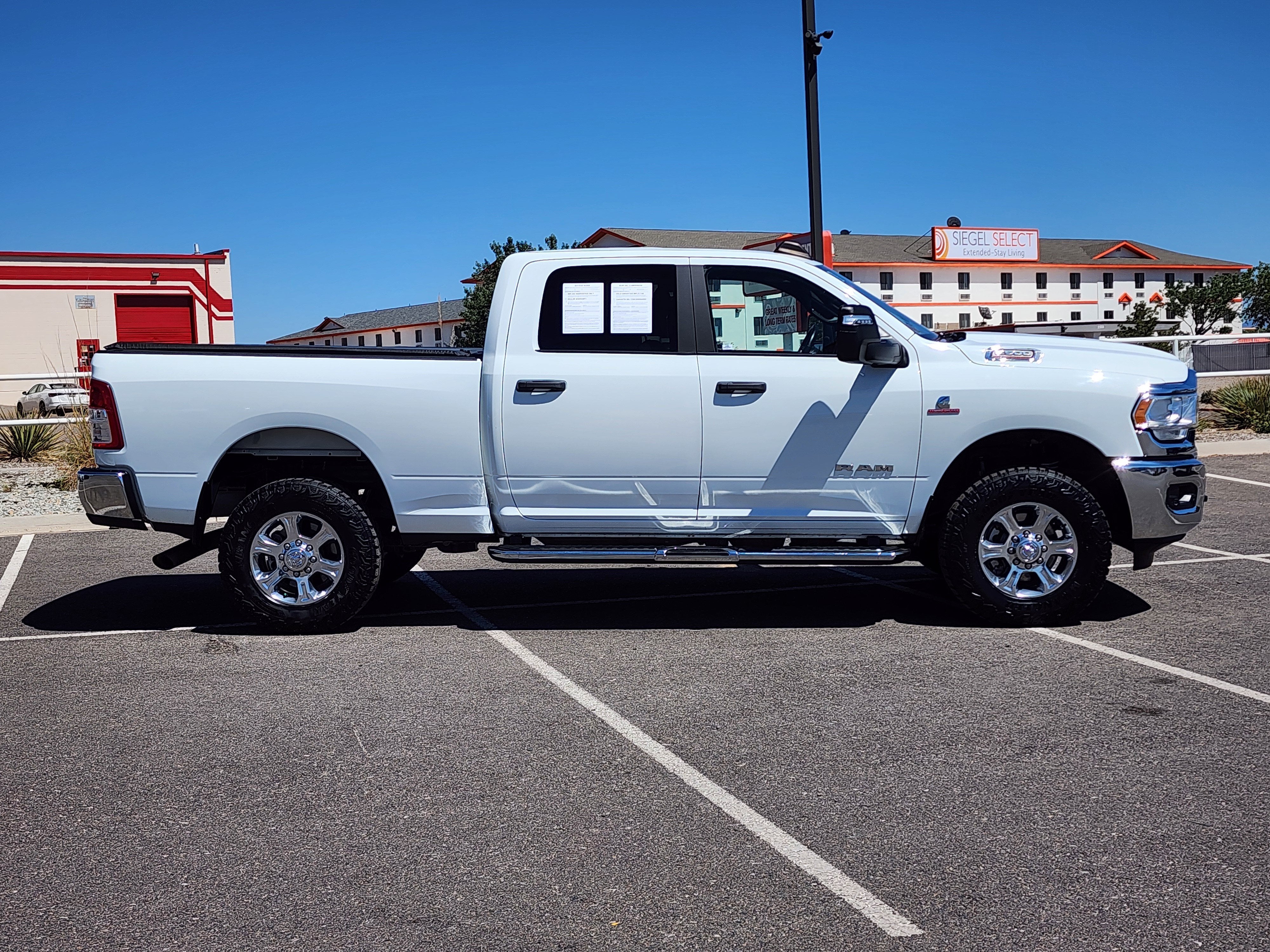 2024 RAM 2500 Big Horn Crew Cab 4x4 6'4" Box
