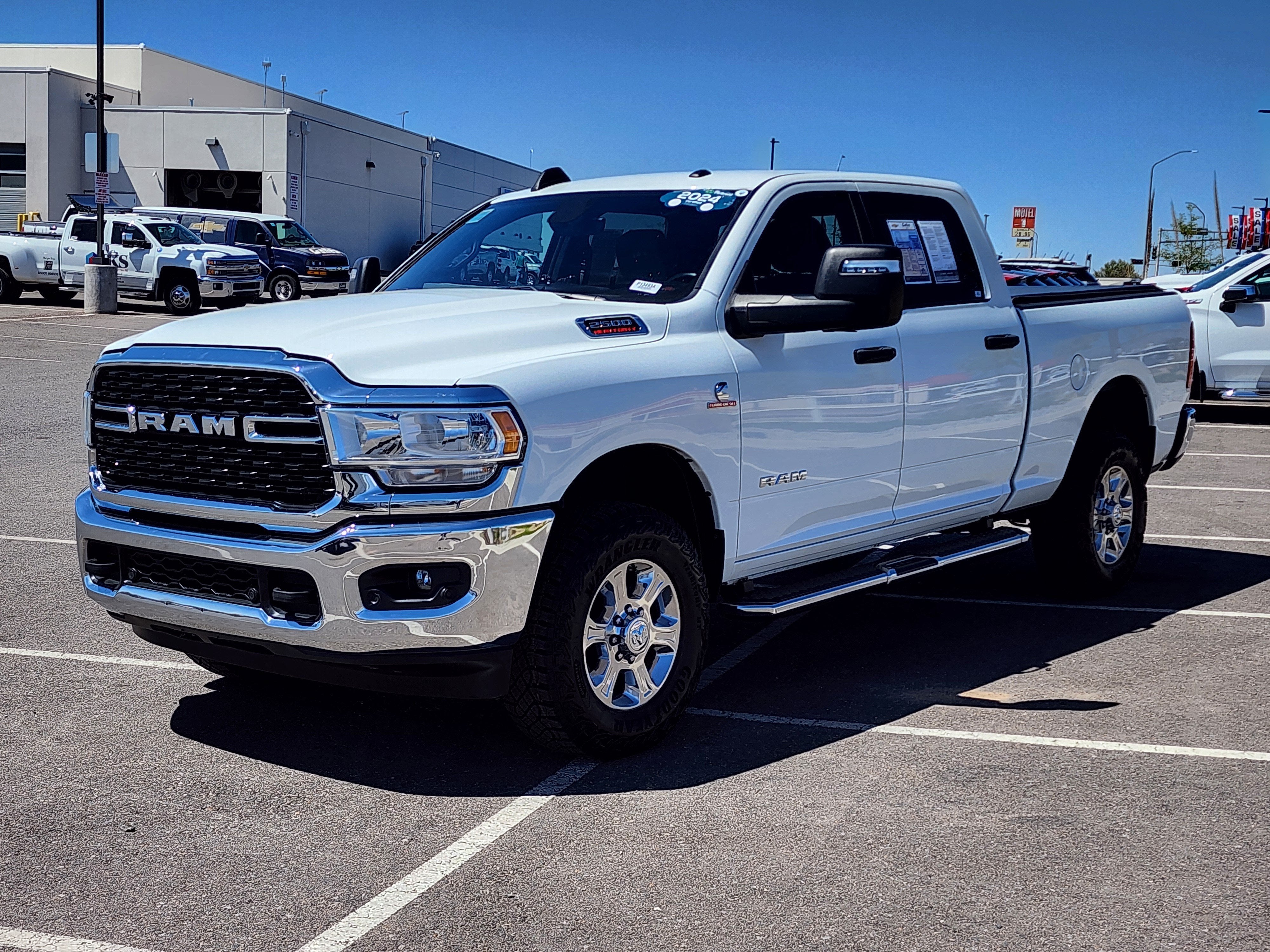 2024 RAM 2500 Big Horn Crew Cab 4x4 6'4" Box
