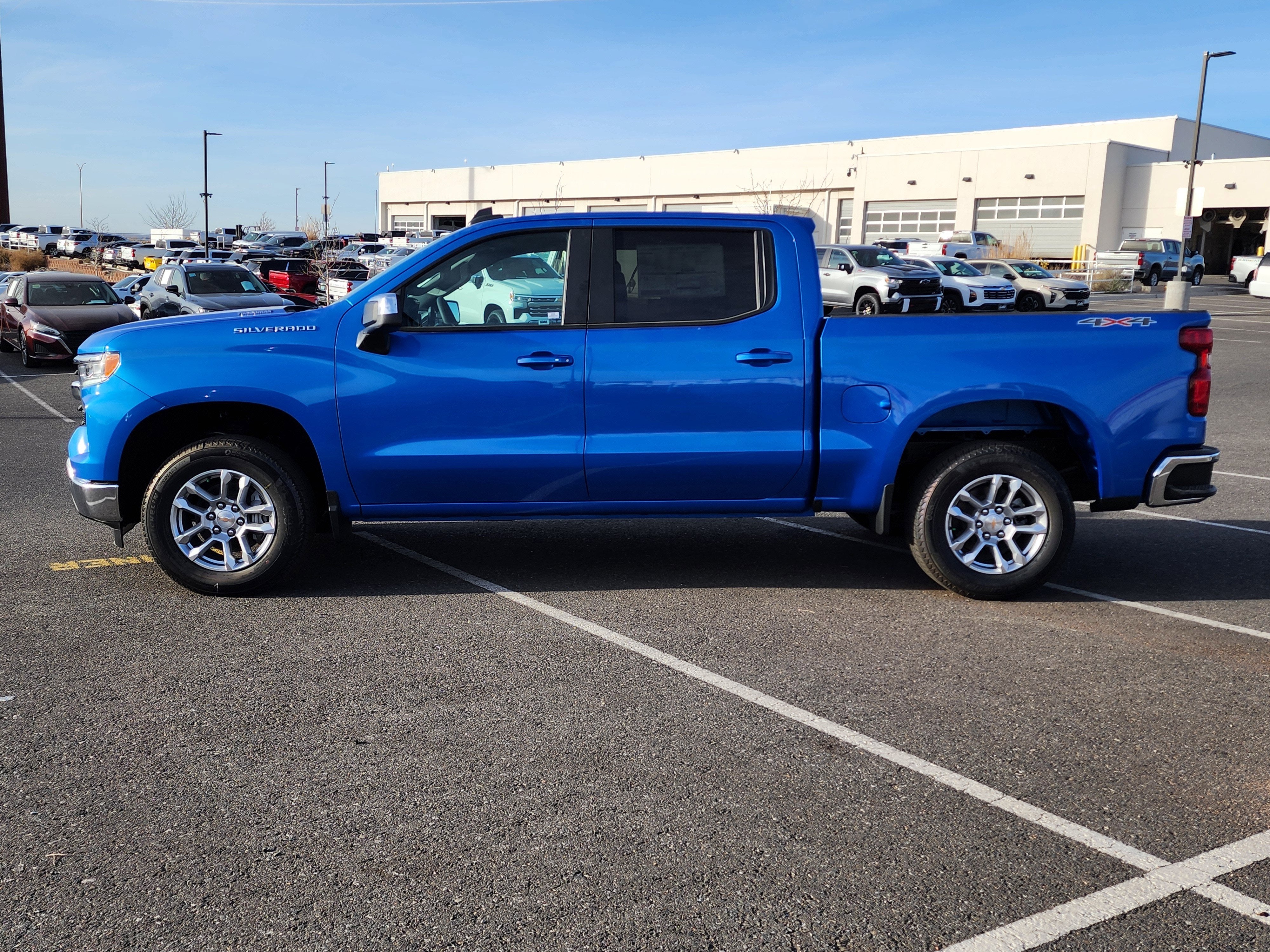 2026 Chevrolet Silverado 1500 LT (2FL)
