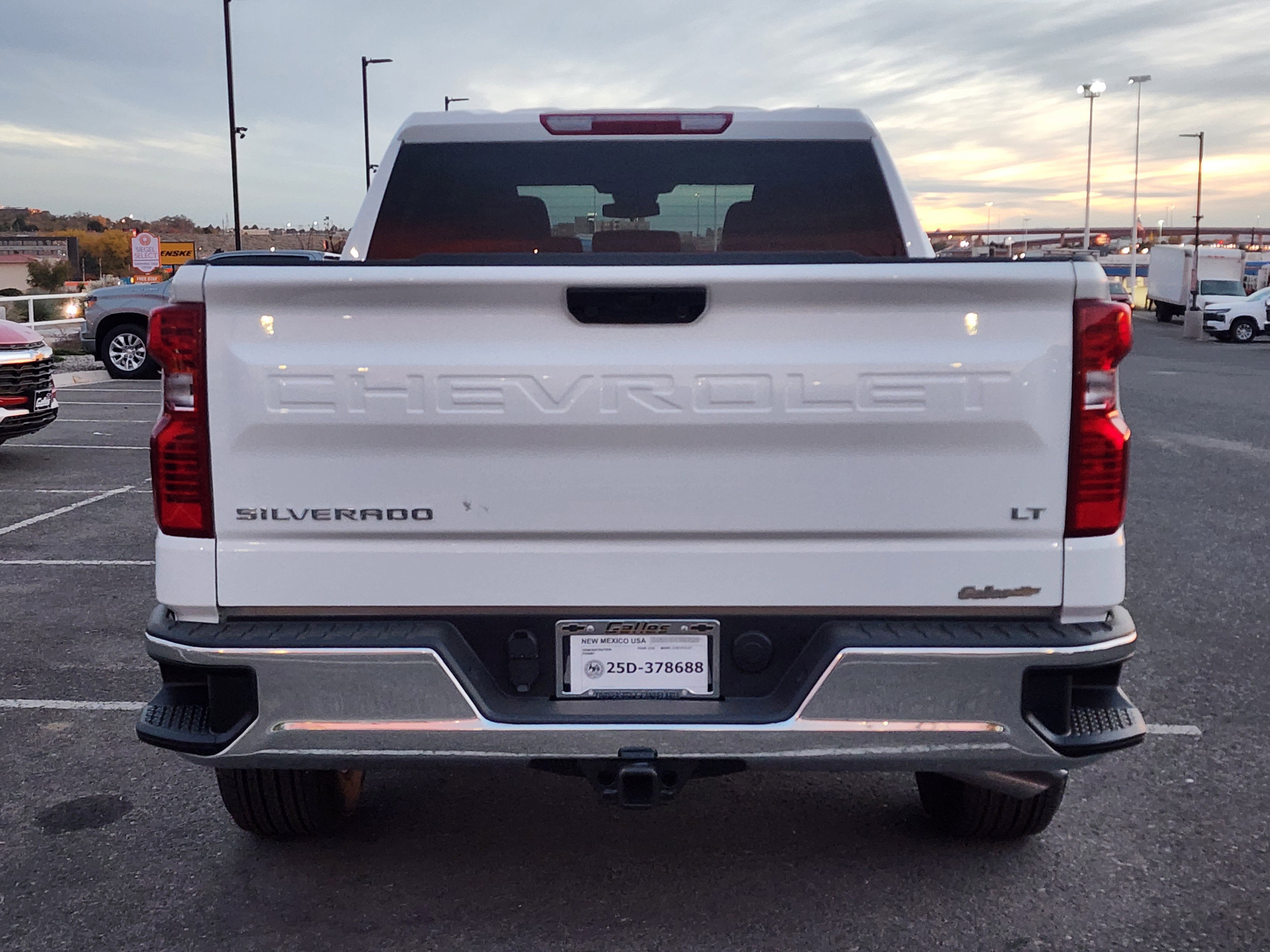 2026 Chevrolet Silverado 1500 LT (2FL)