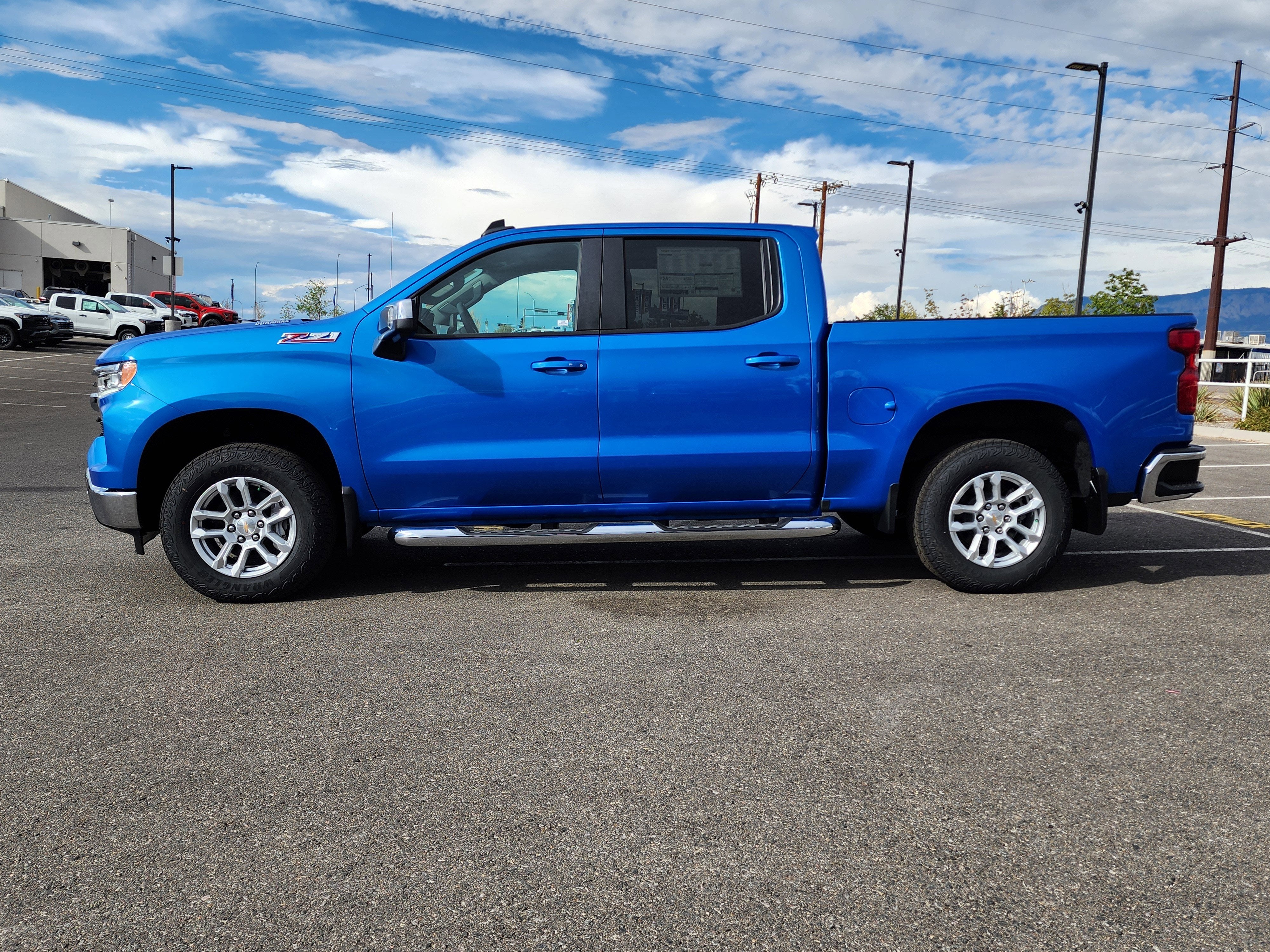 2025 Chevrolet Silverado 1500 LT