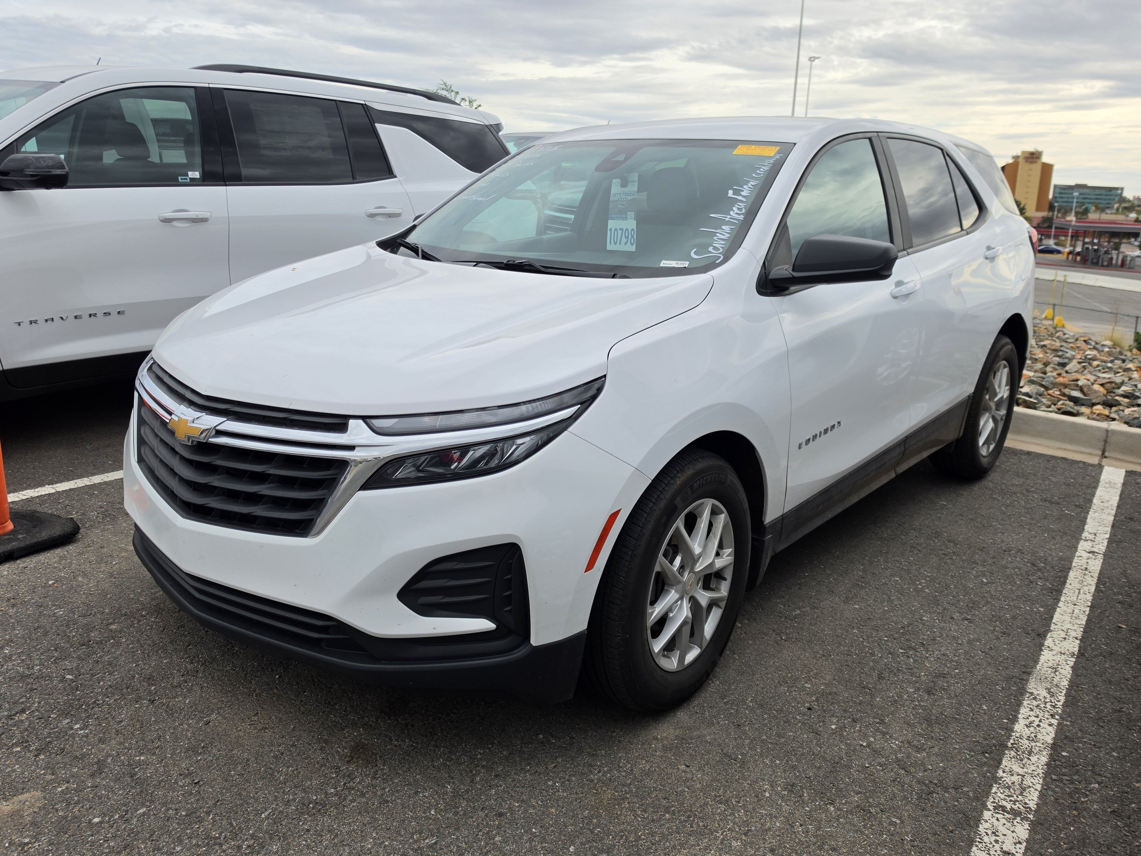 2024 Chevrolet Equinox LS