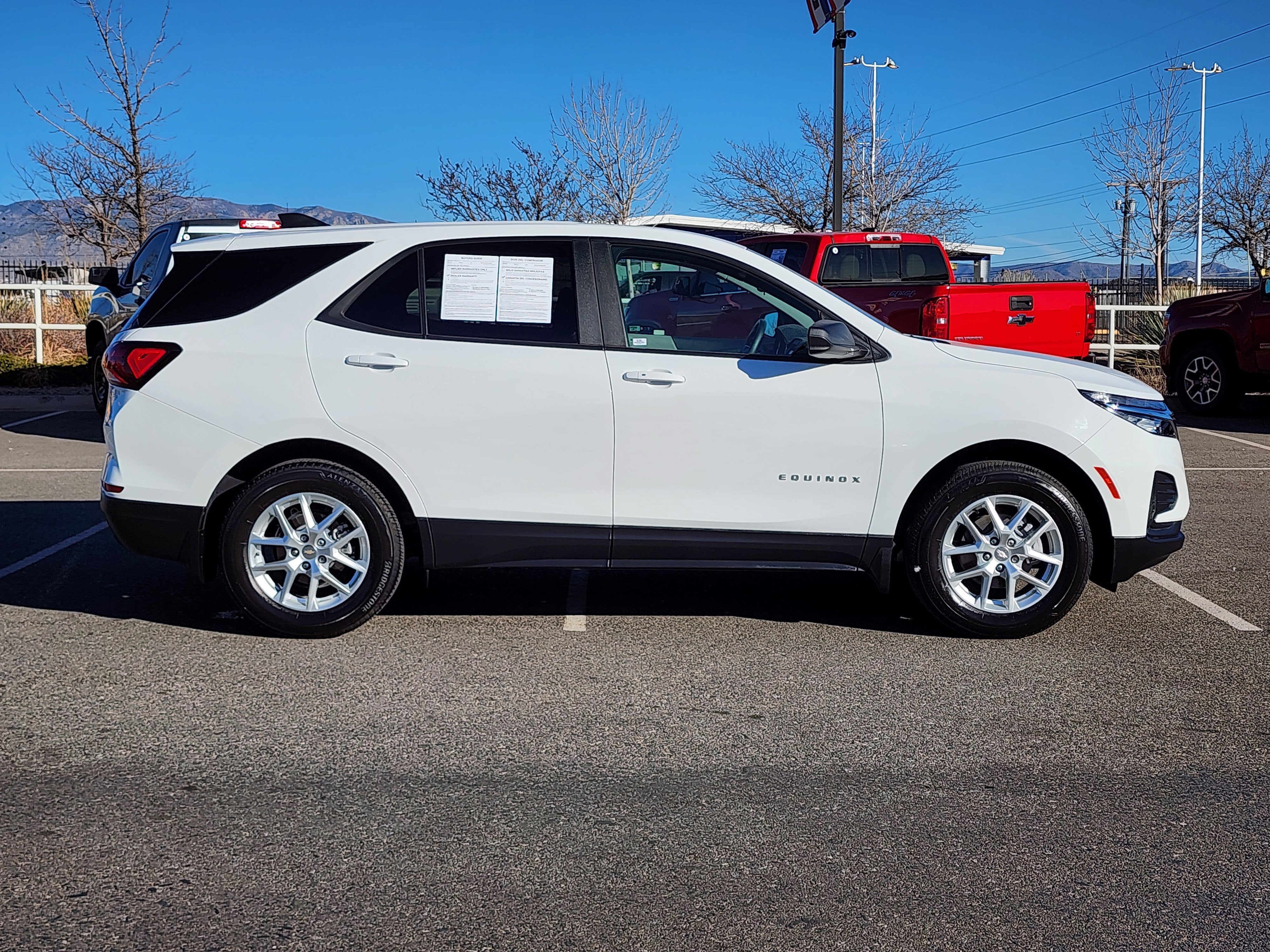 2023 Chevrolet Equinox LS
