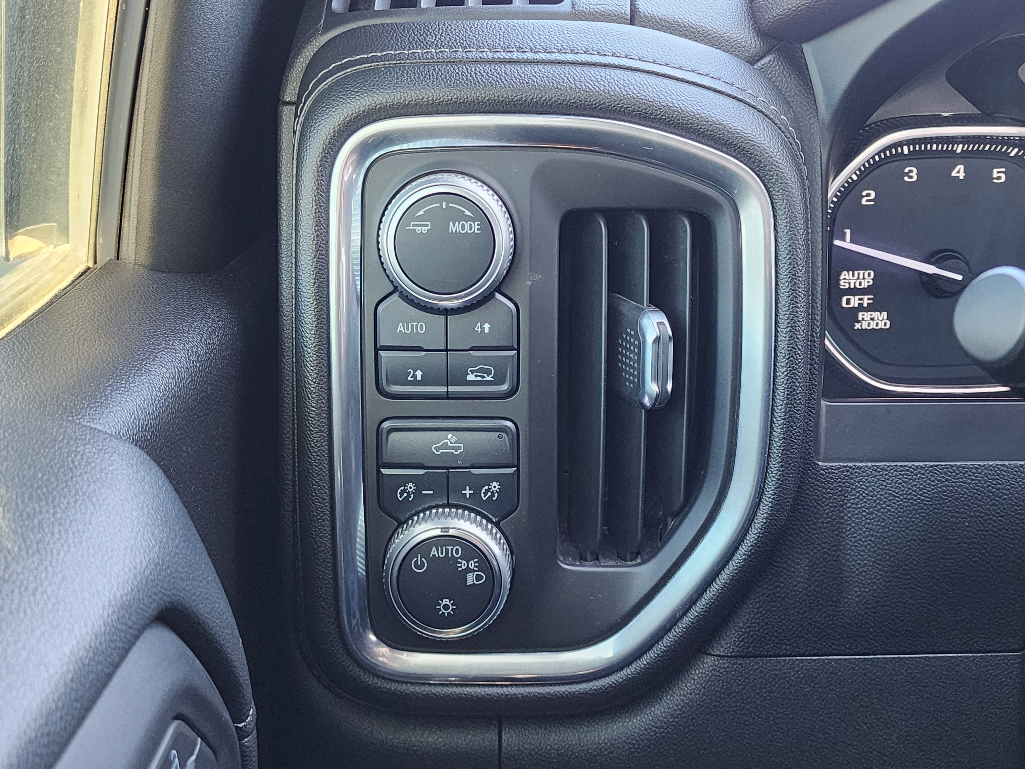 2020 GMC Sierra 1500 SLE