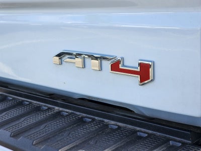 2025 GMC Sierra 1500 AT4