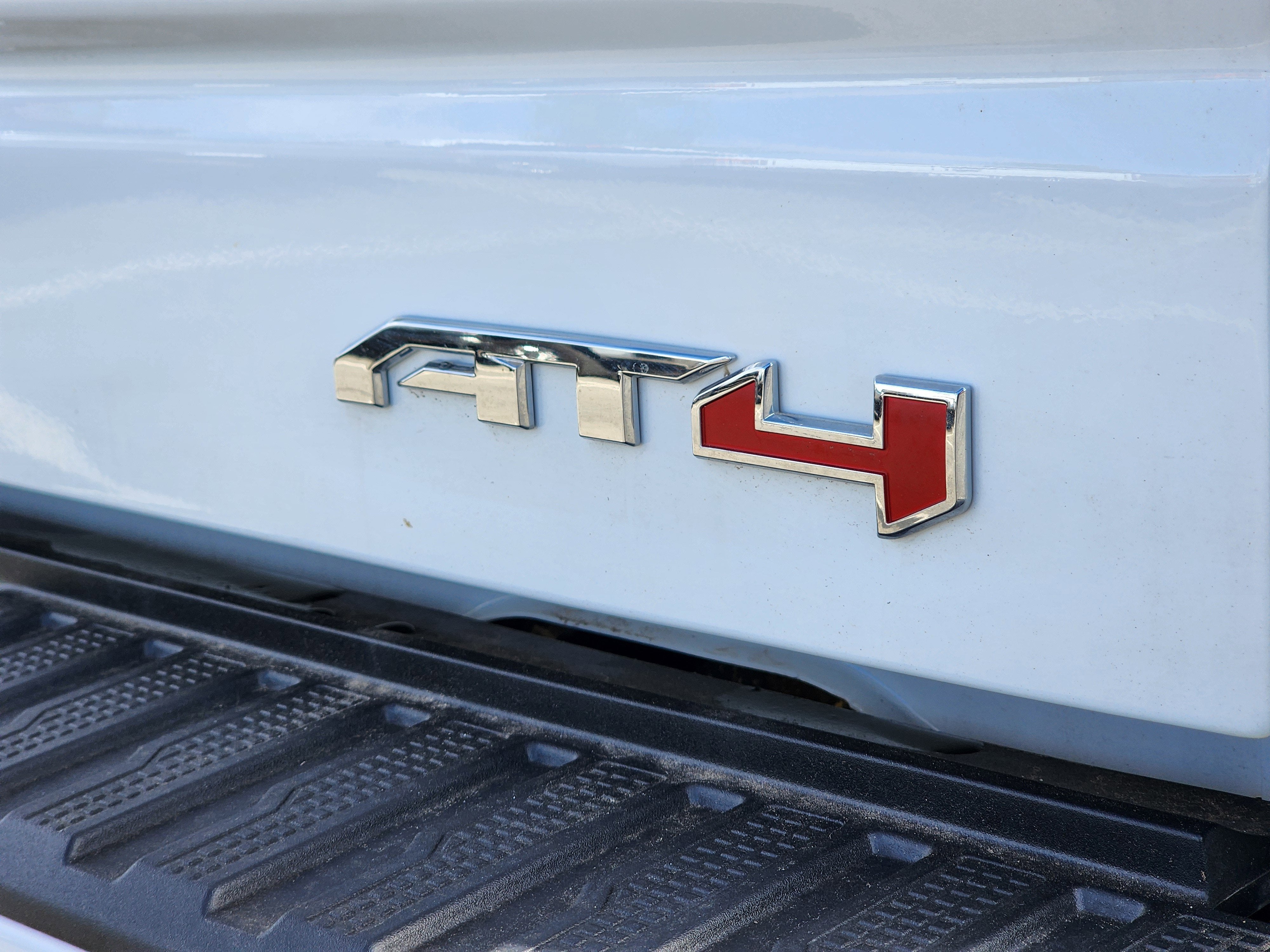 2025 GMC Sierra 1500 AT4
