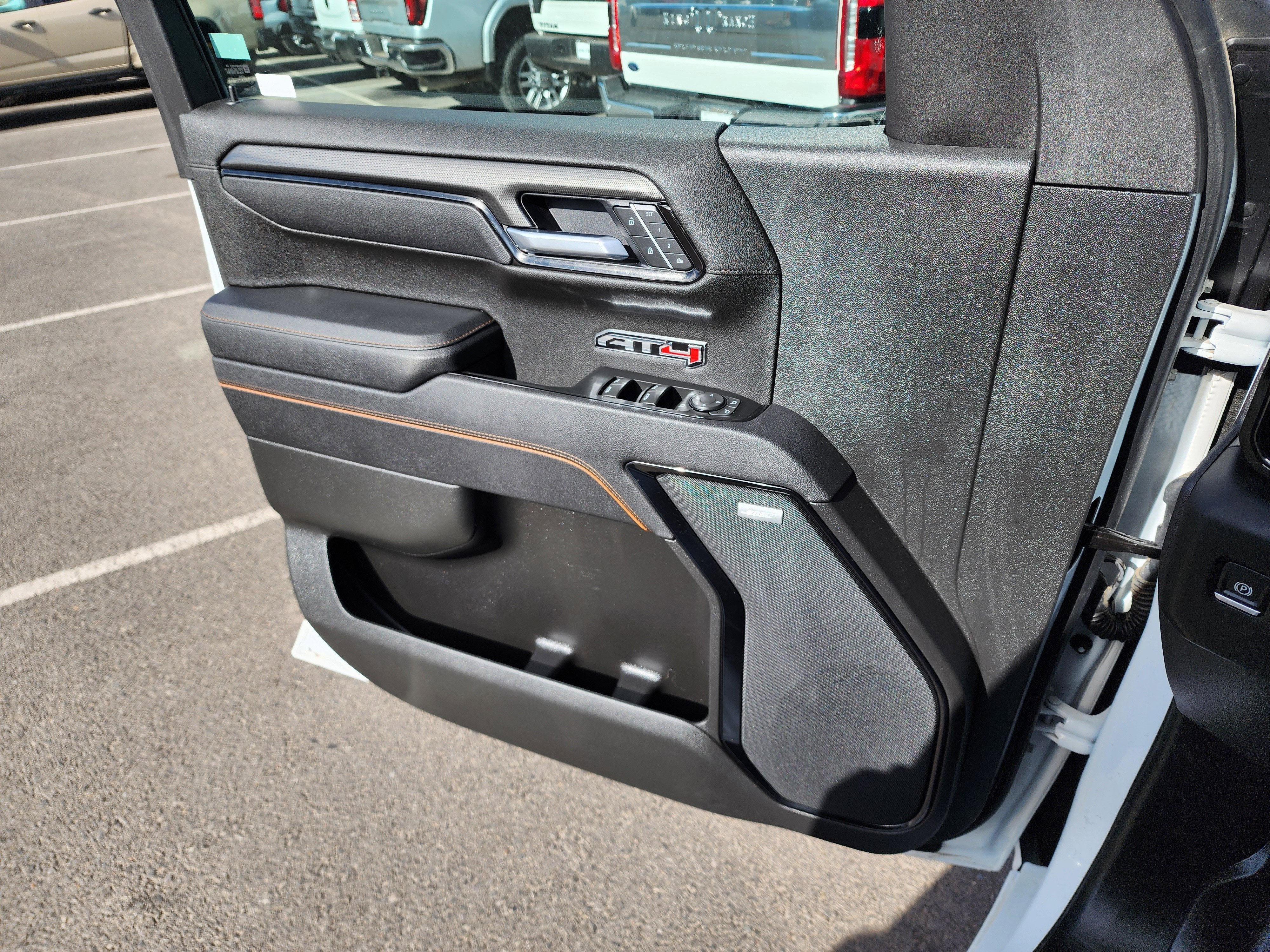 2025 GMC Sierra 1500 AT4