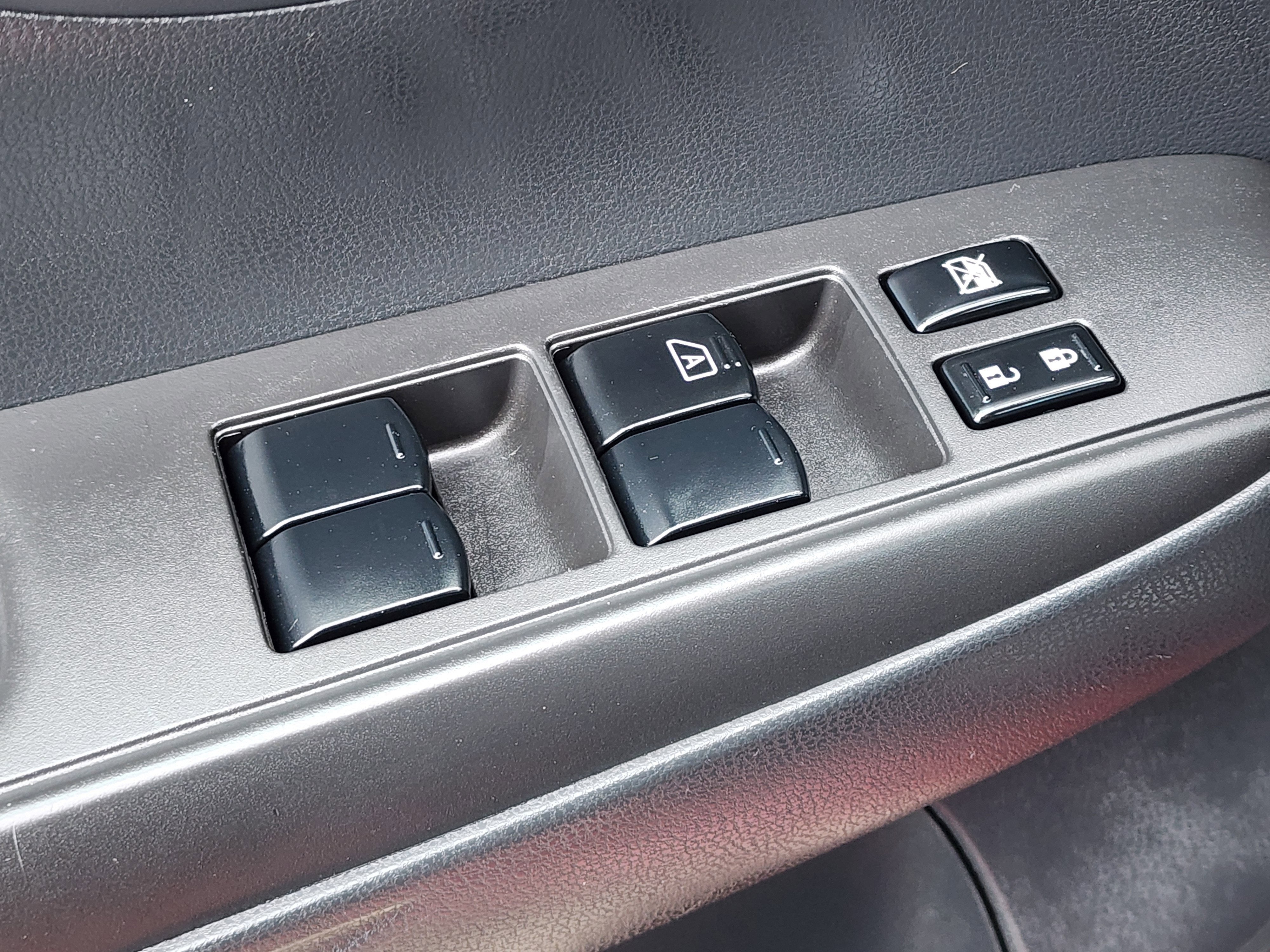 2018 Nissan Versa Sedan SV