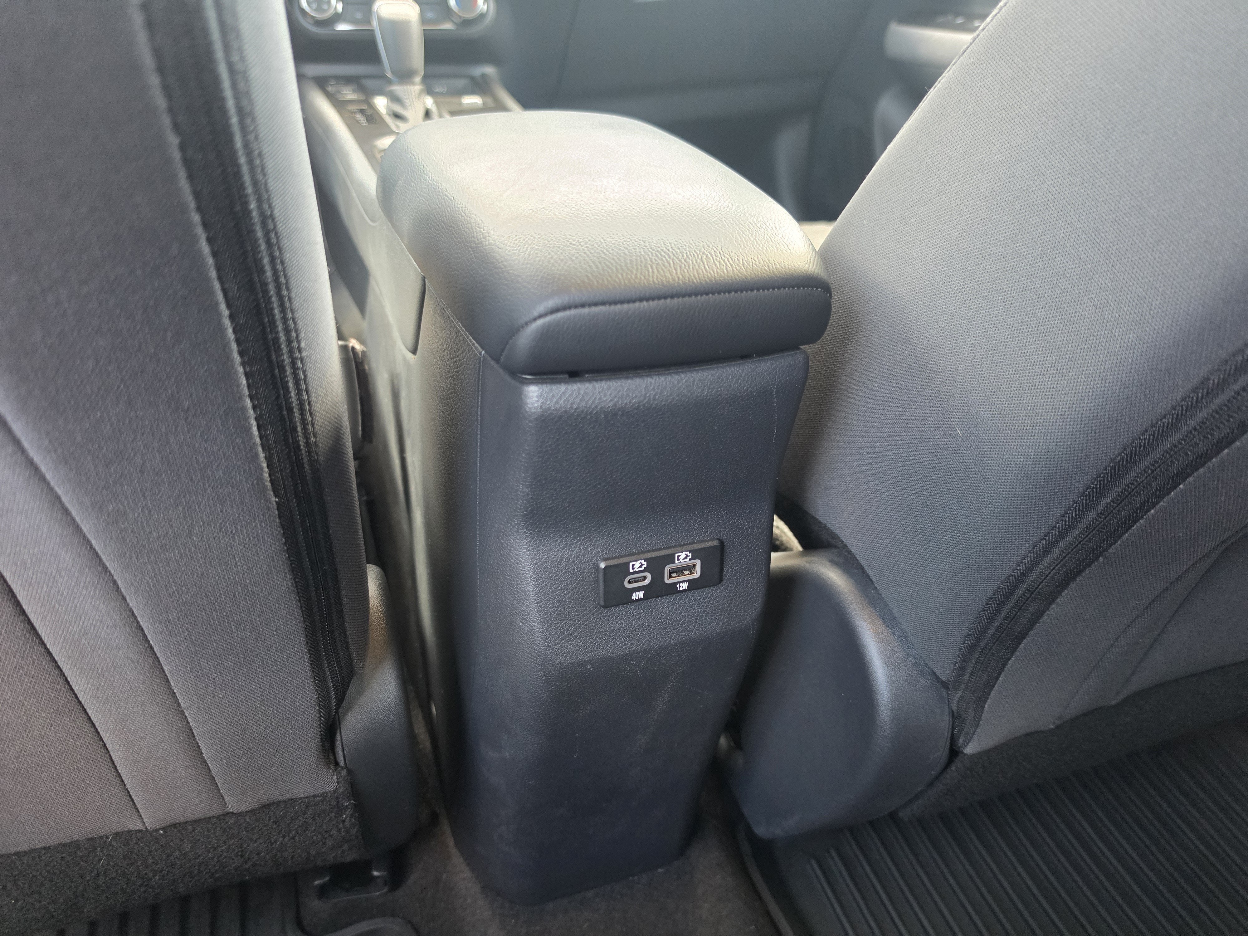 2025 Nissan Kicks SV FWD