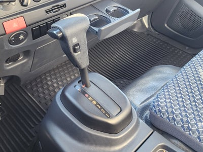 2025 Chevrolet Low Cab Forward 5500 XG 1WT