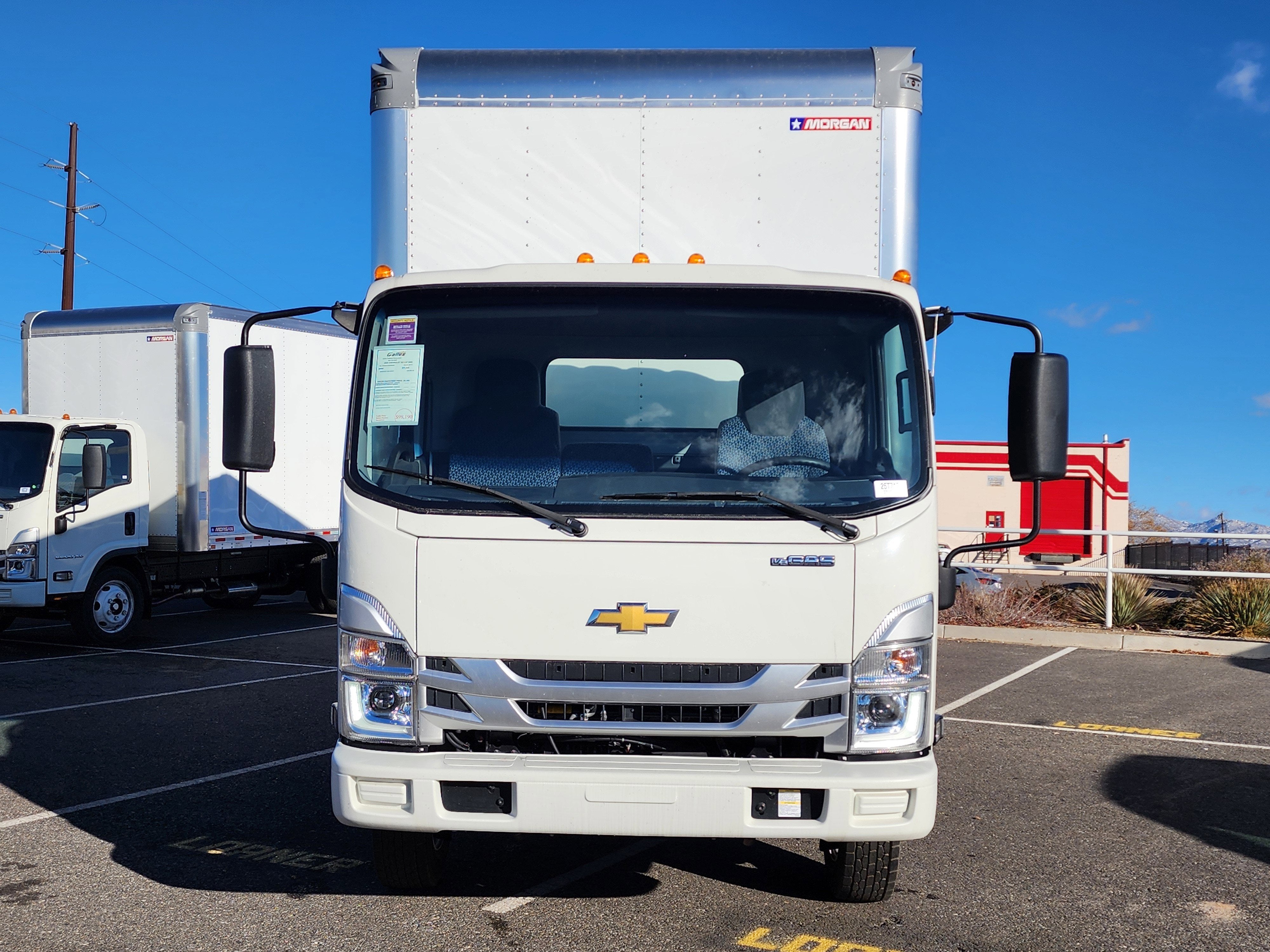 2025 Chevrolet Low Cab Forward 5500 XG 1WT