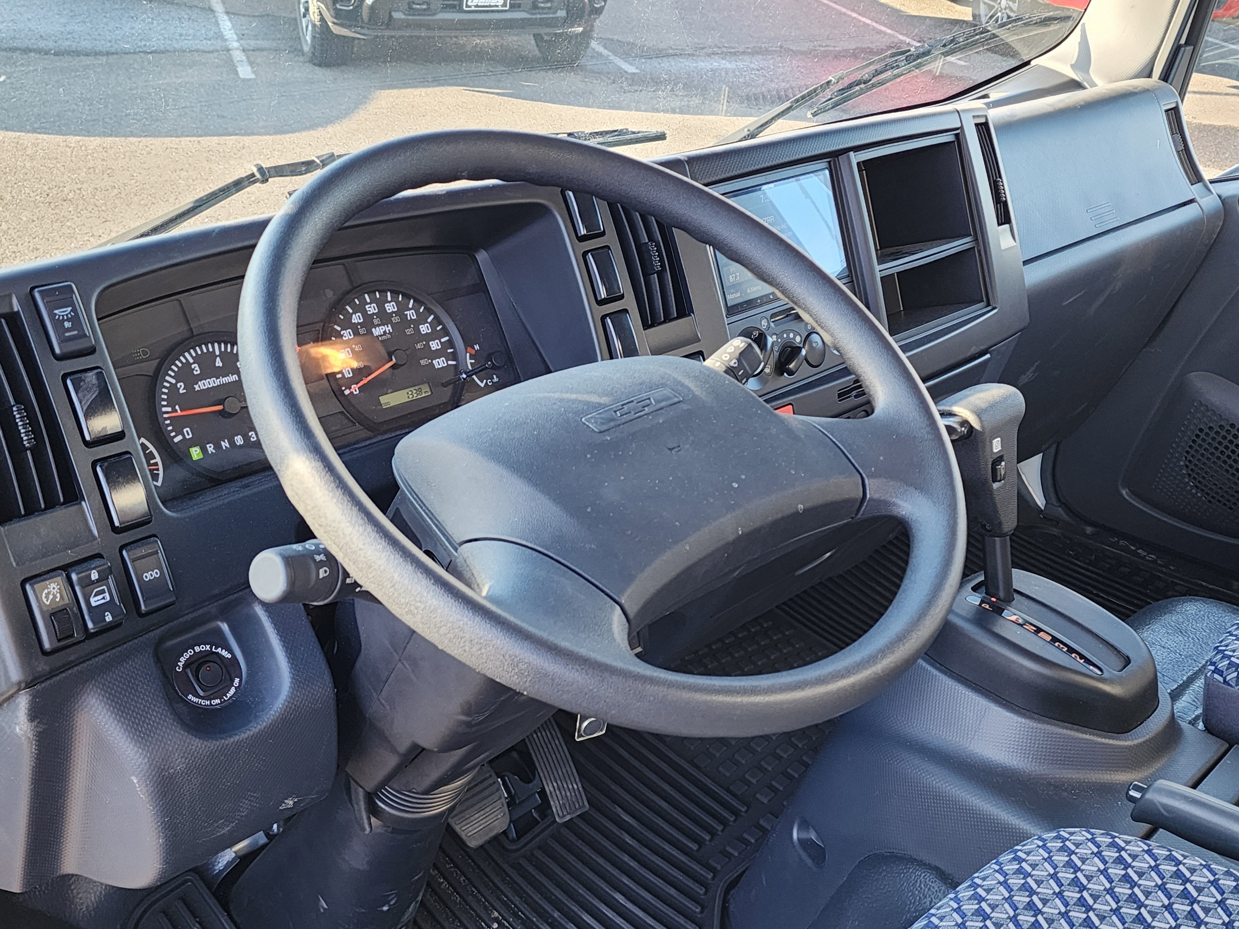 2025 Chevrolet Low Cab Forward 5500 XG 1WT