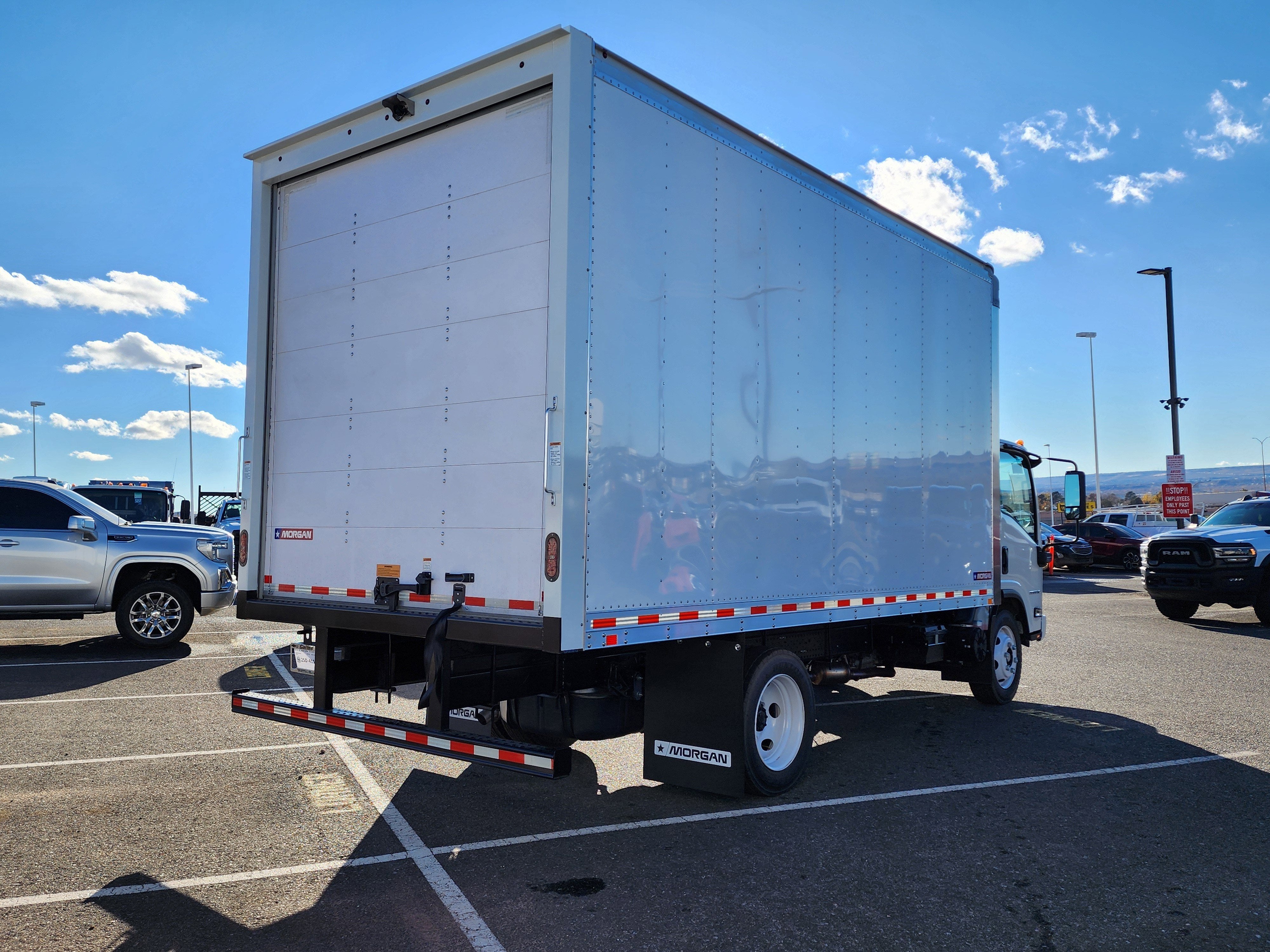 2025 Chevrolet Low Cab Forward 5500 XG 1WT