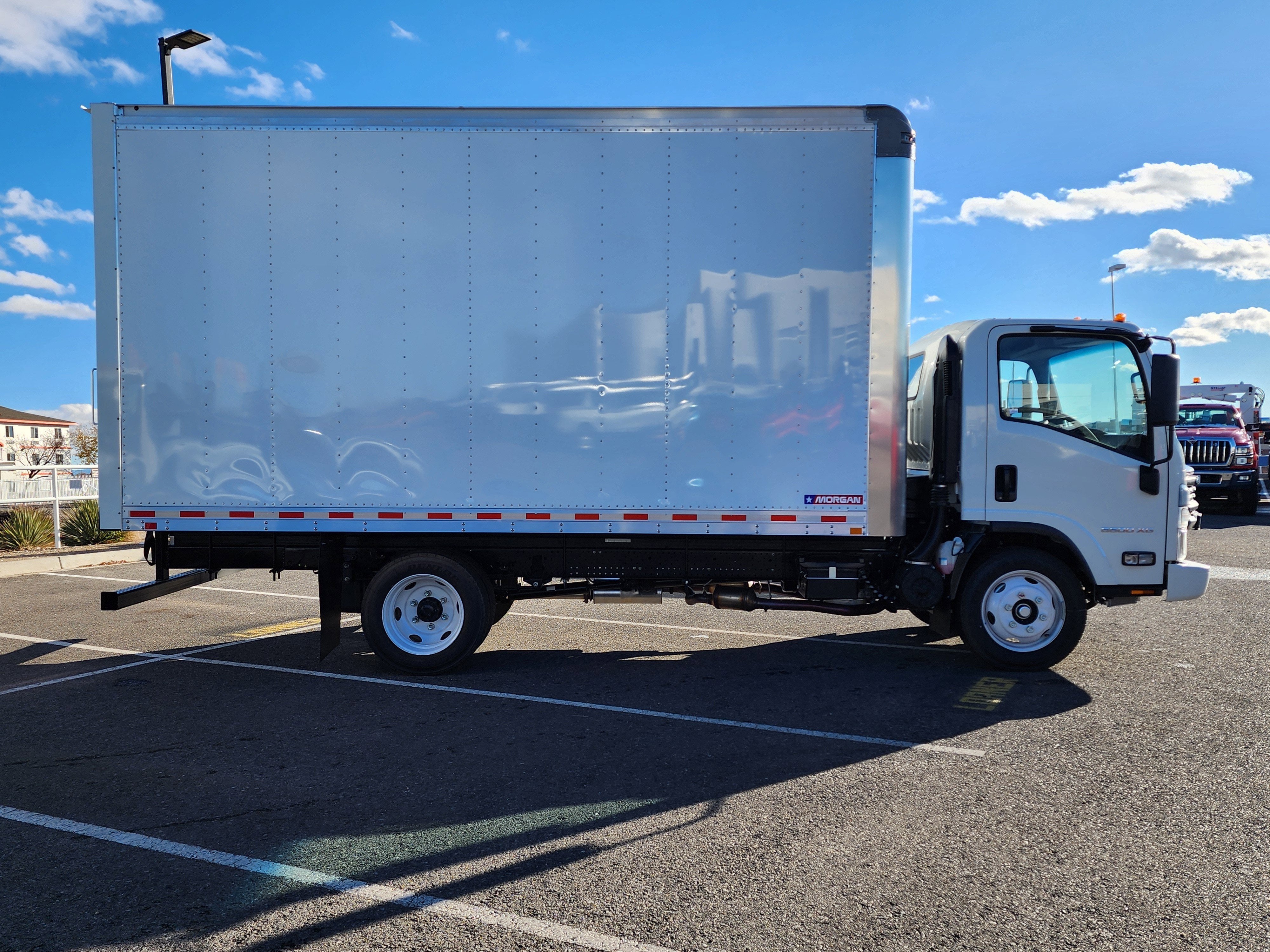 2025 Chevrolet Low Cab Forward 5500 XG 1WT