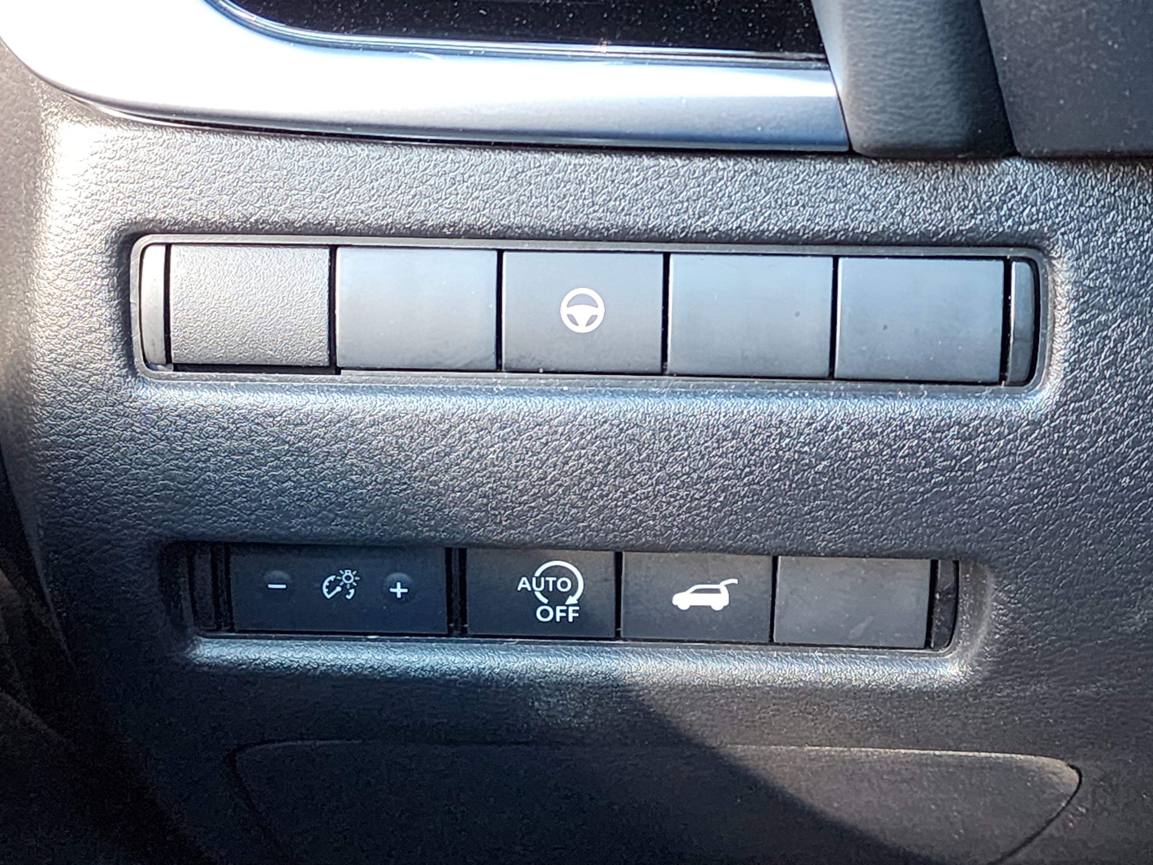 2025 Nissan Rogue SL FWD