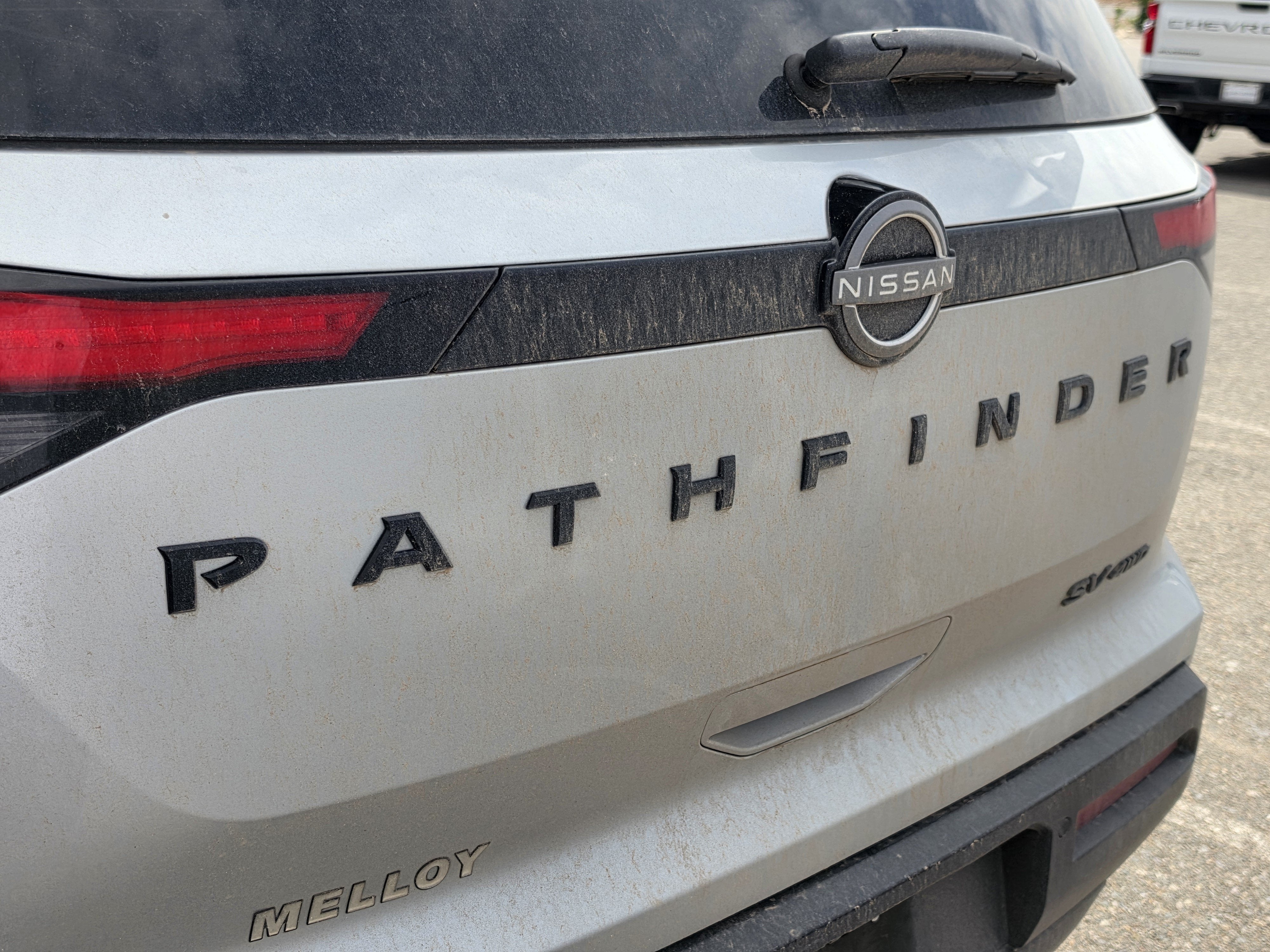 2024 Nissan Pathfinder SV 4WD