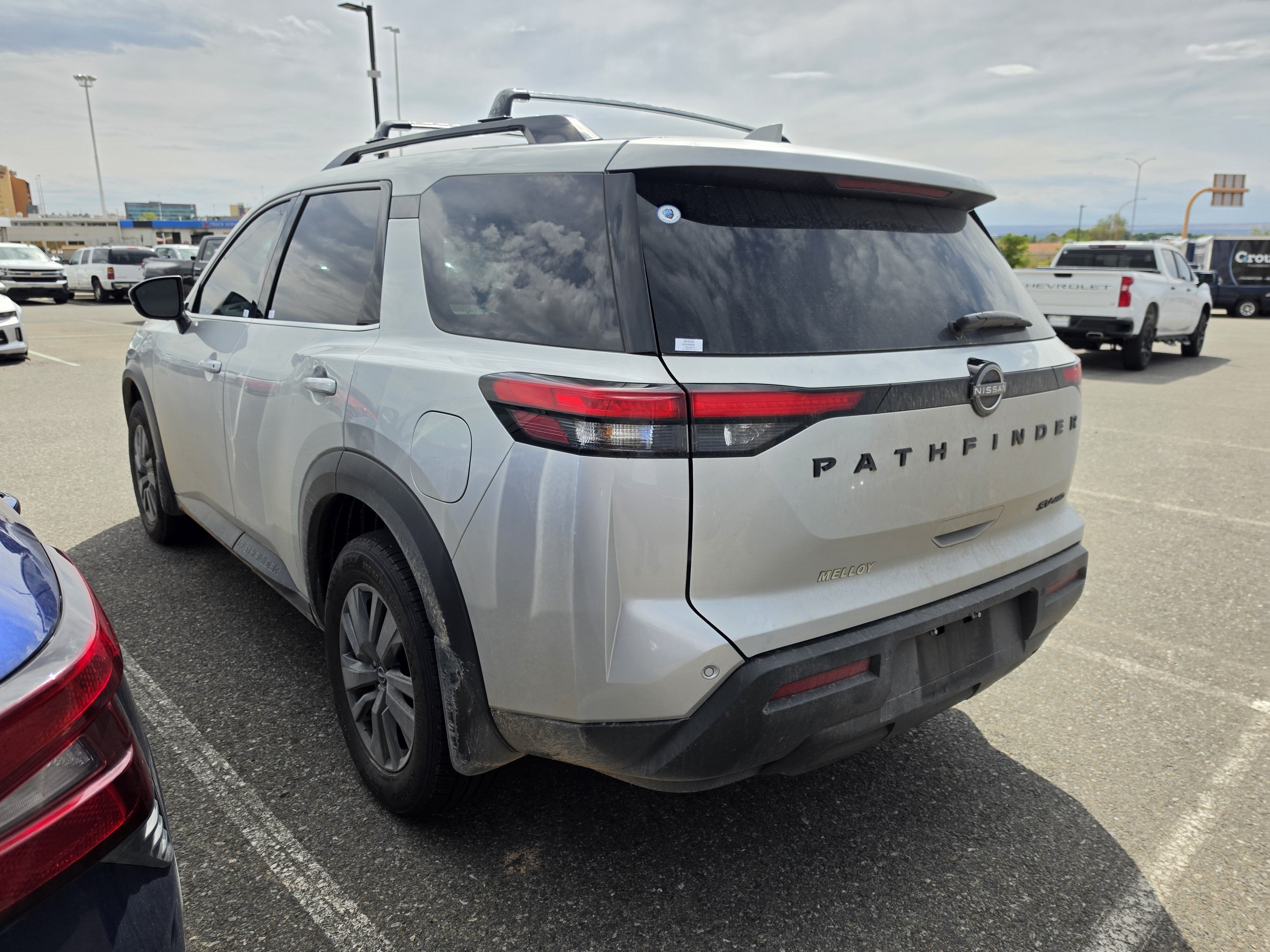 2024 Nissan Pathfinder SV 4WD